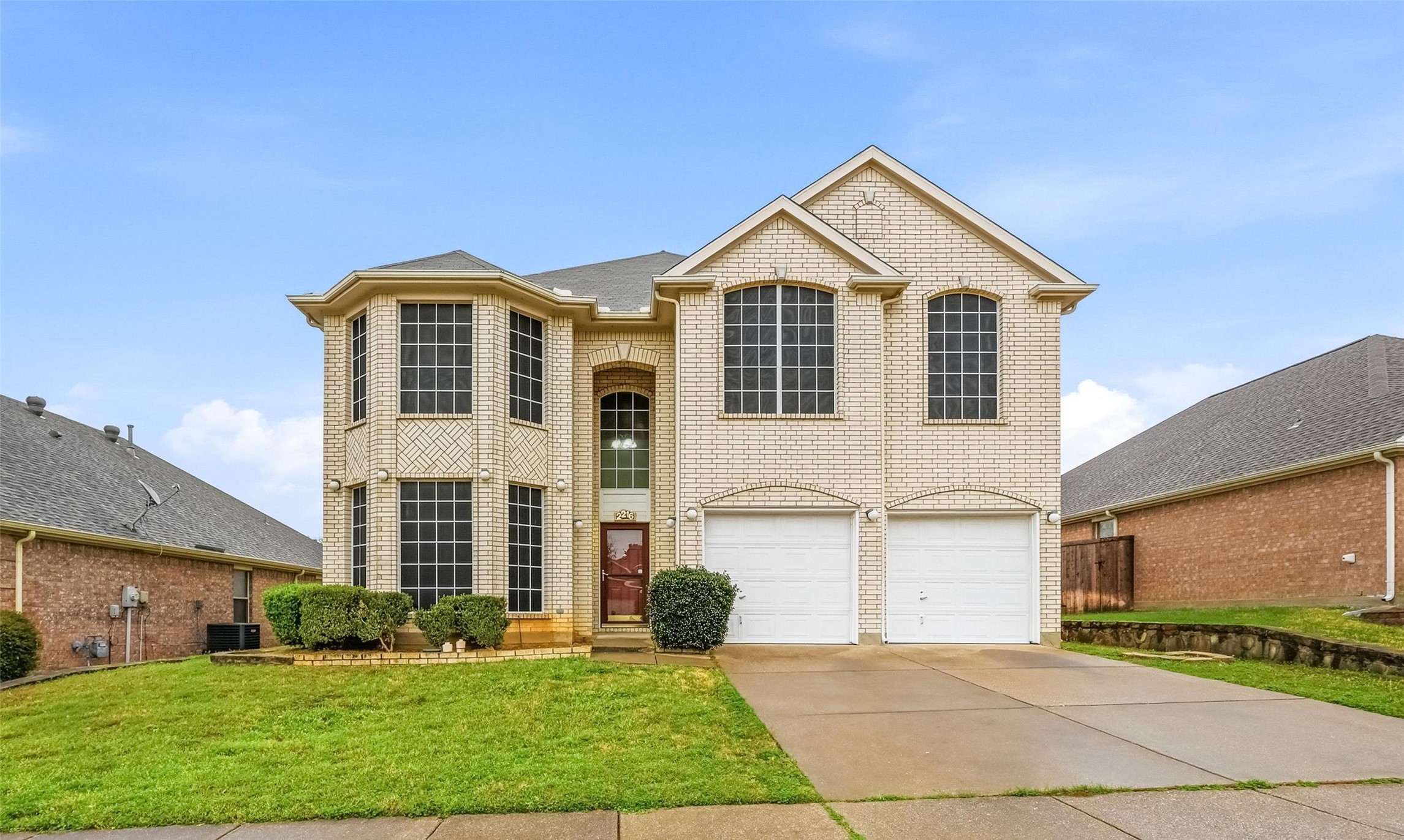 2216 Oak Park Drive Bedford TX 76021