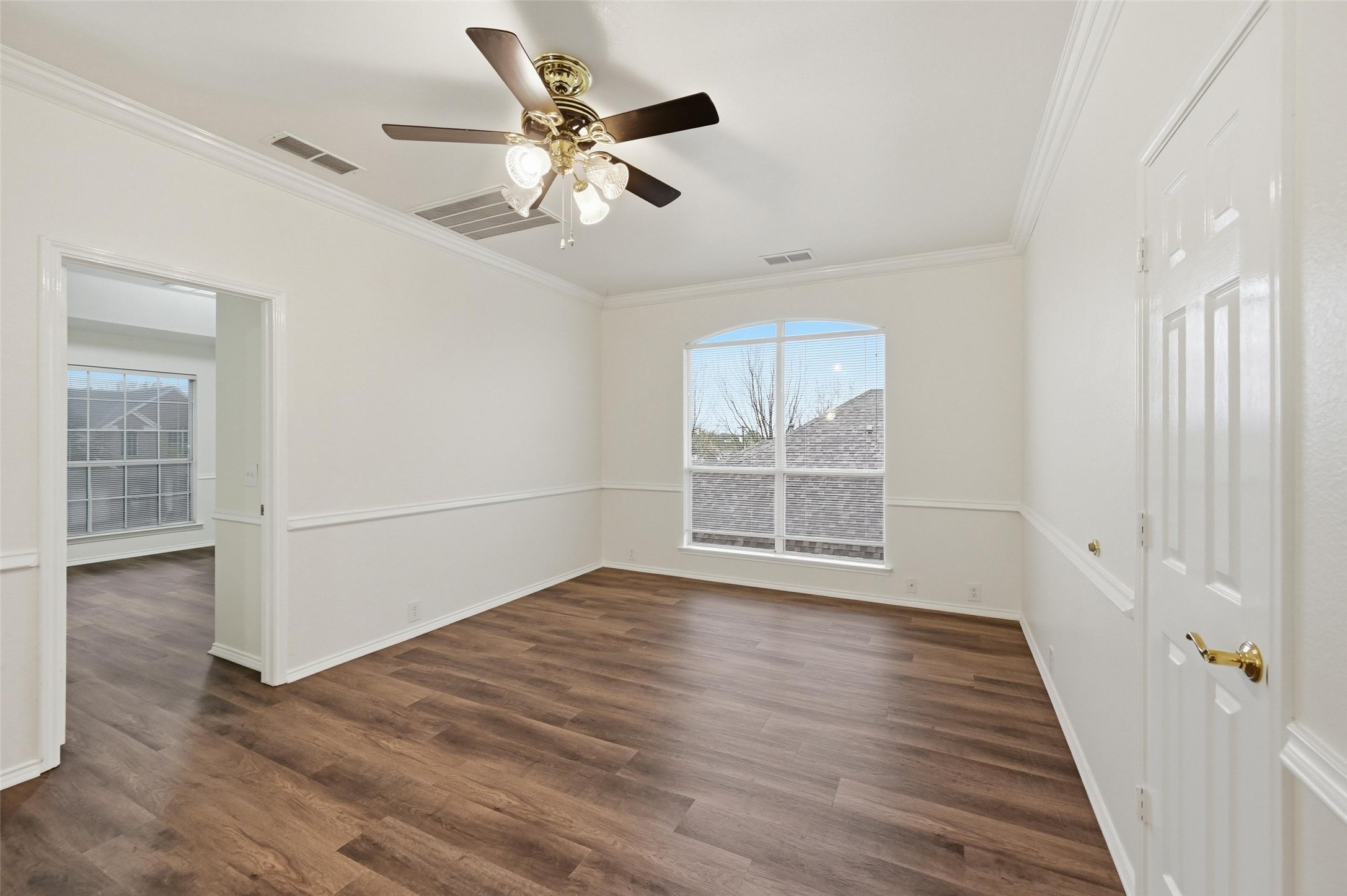 2216 Oak Park Drive Bedford TX 76021