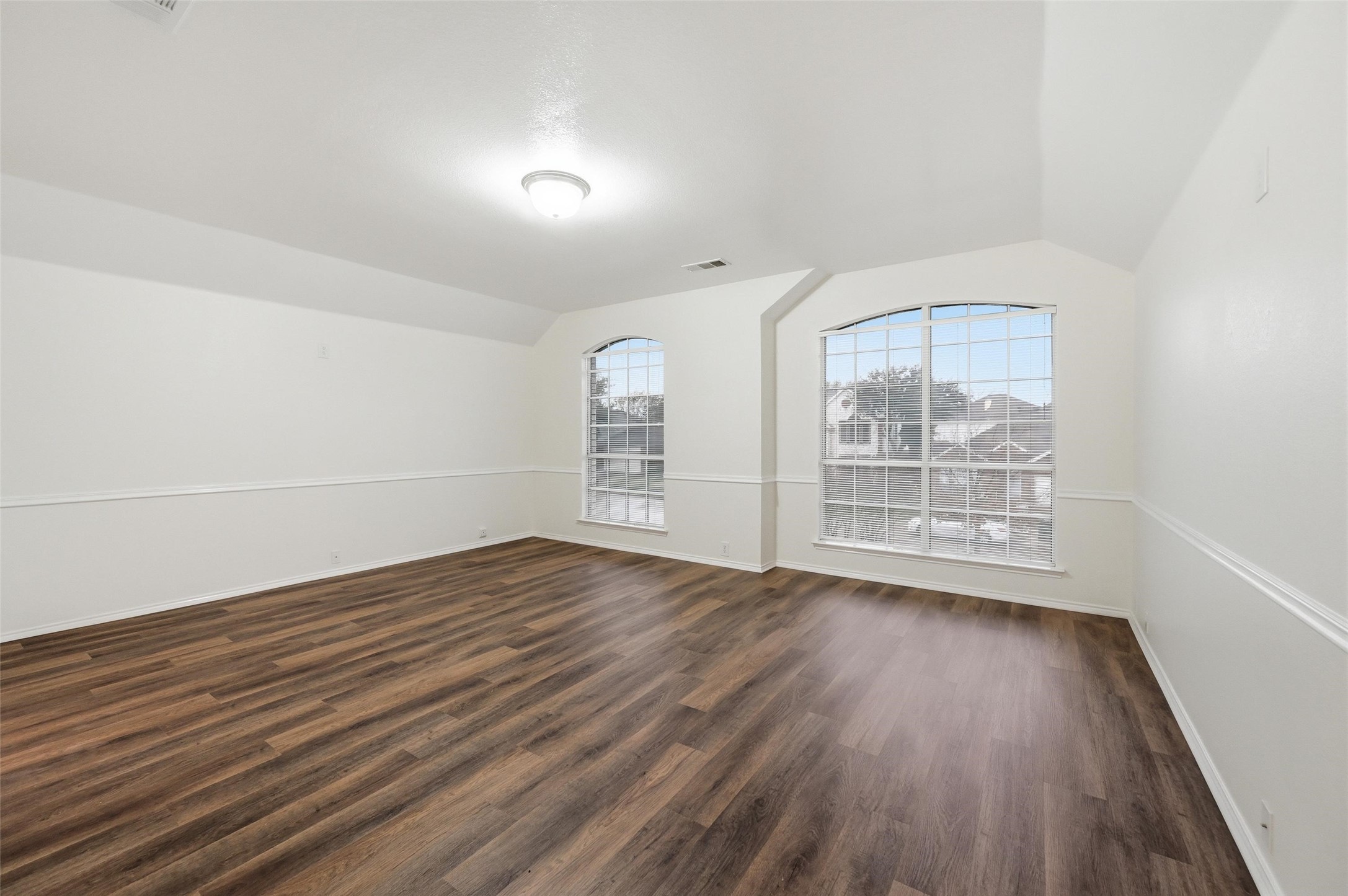 2216 Oak Park Drive Bedford TX 76021