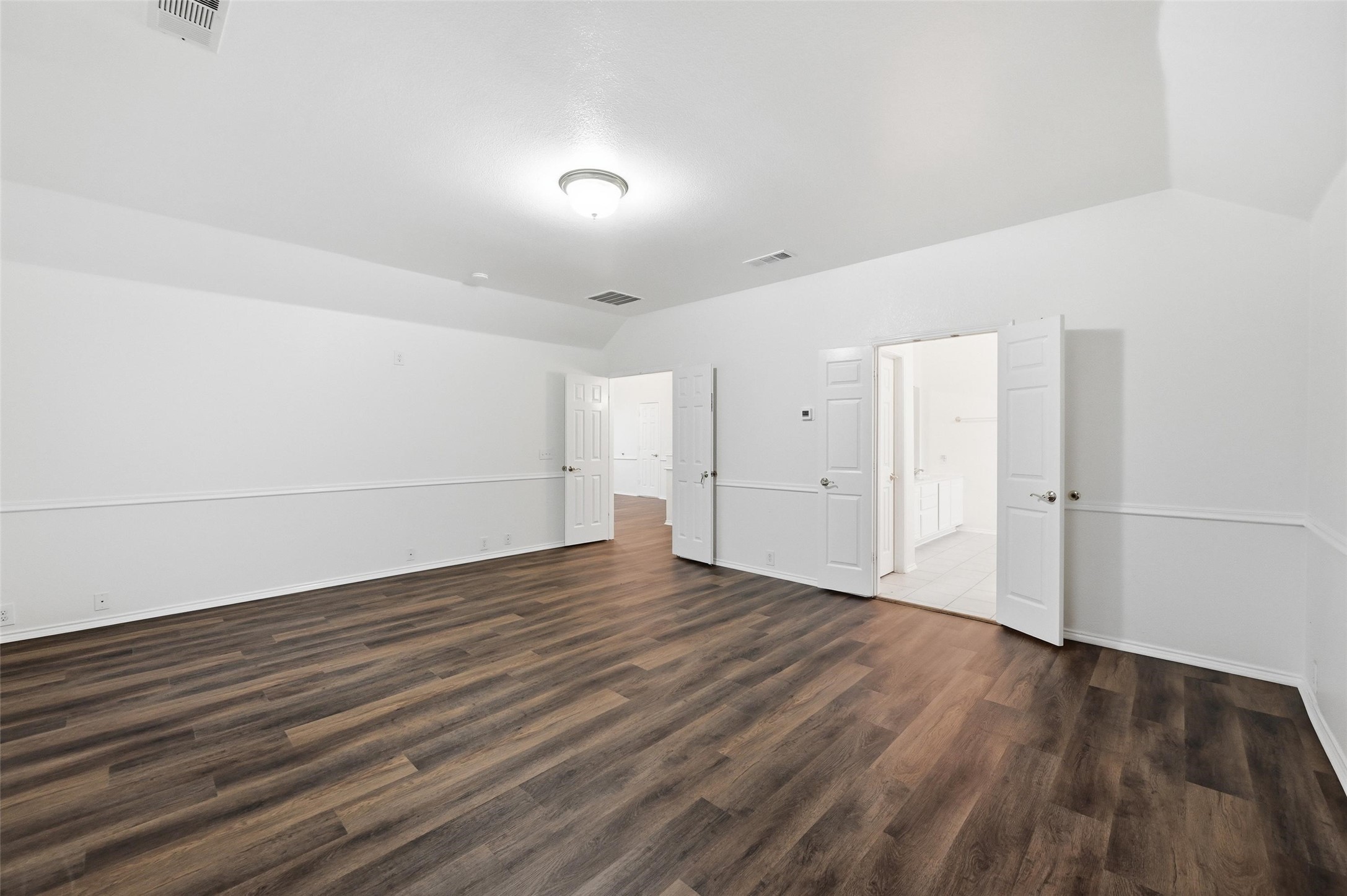 2216 Oak Park Drive Bedford TX 76021