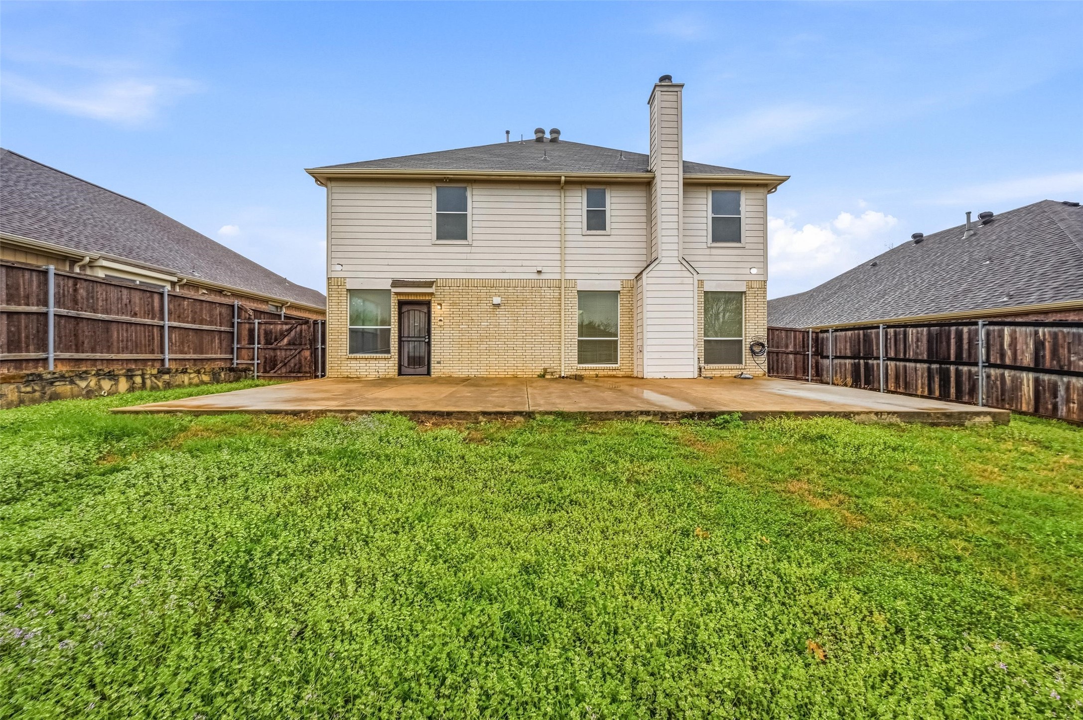 2216 Oak Park Drive Bedford TX 76021