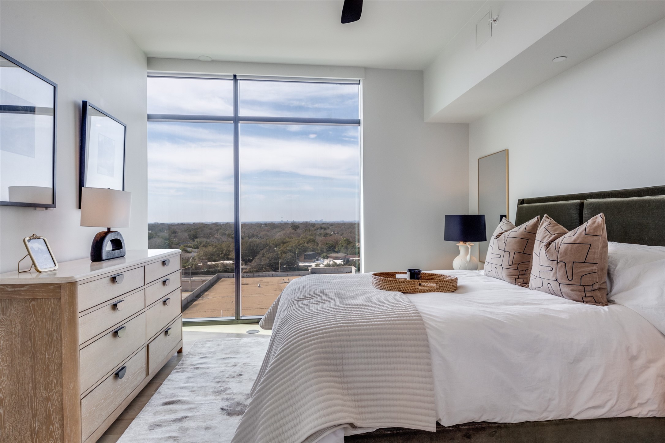 8119 Douglas Avenue Dallas TX 75225