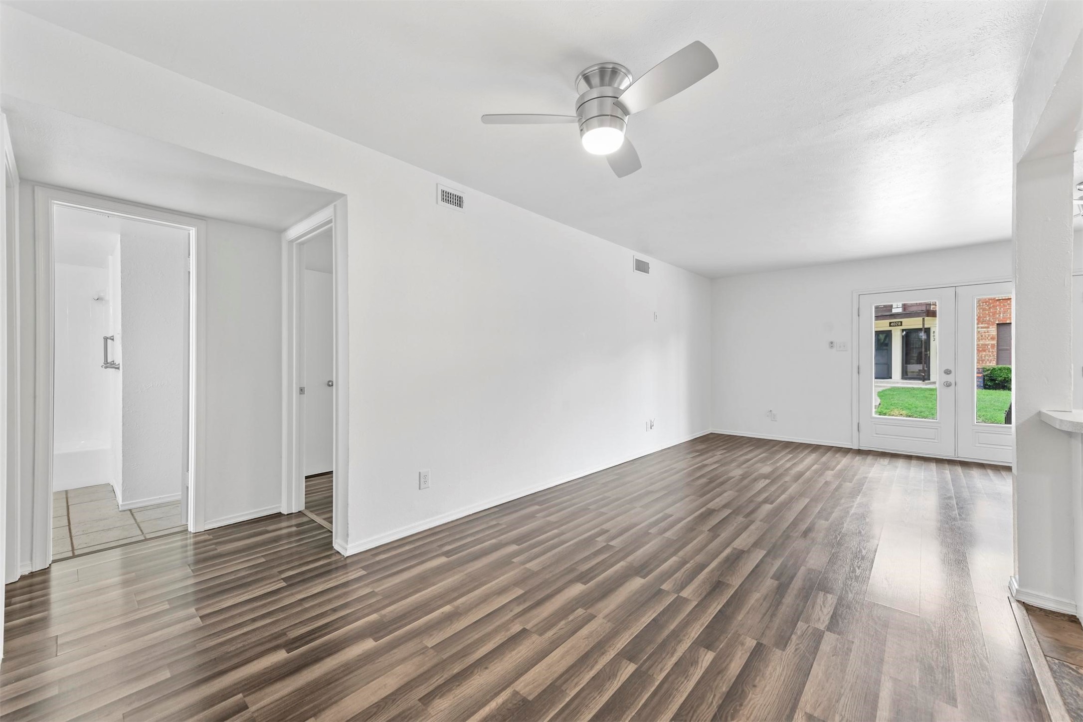 4002 Ridglea Country Club Drive Fort Worth TX 76126