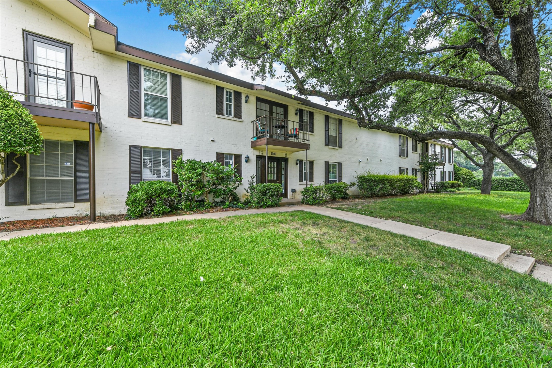4002 Ridglea Country Club Drive Fort Worth TX 76126