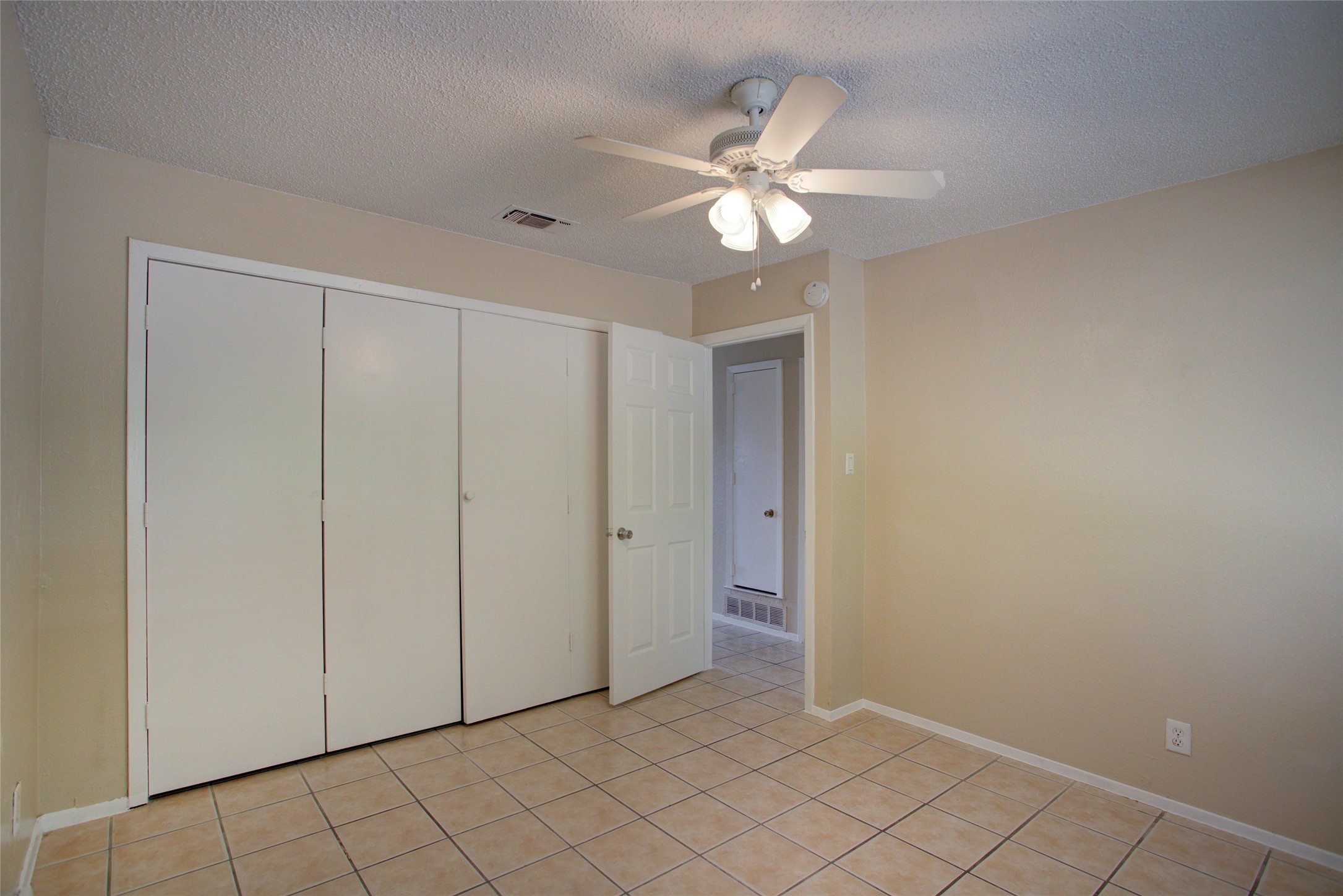708 N Cooper Street Arlington TX 76011