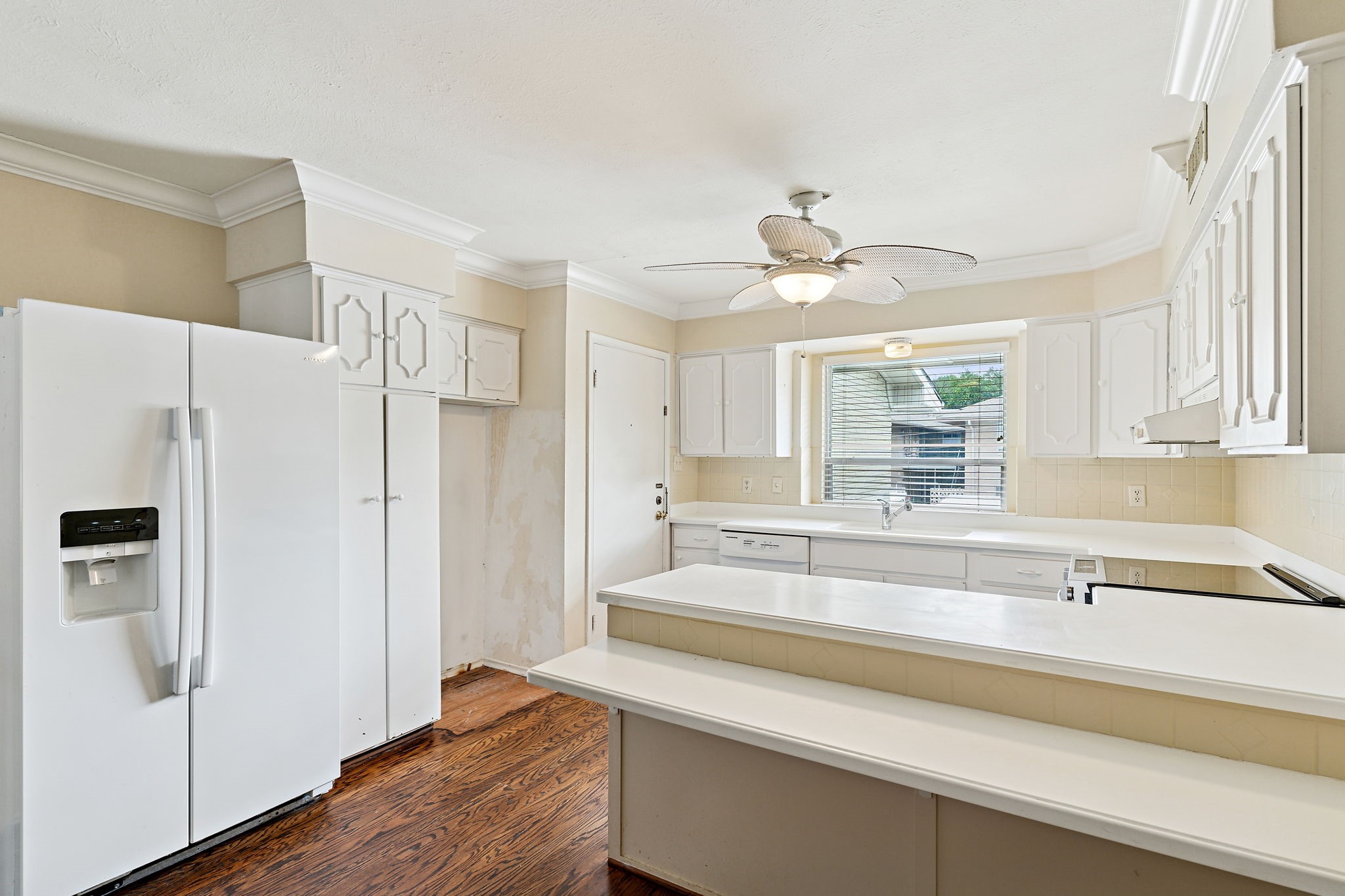 6367 Diamond Head Circle Dallas TX 75225