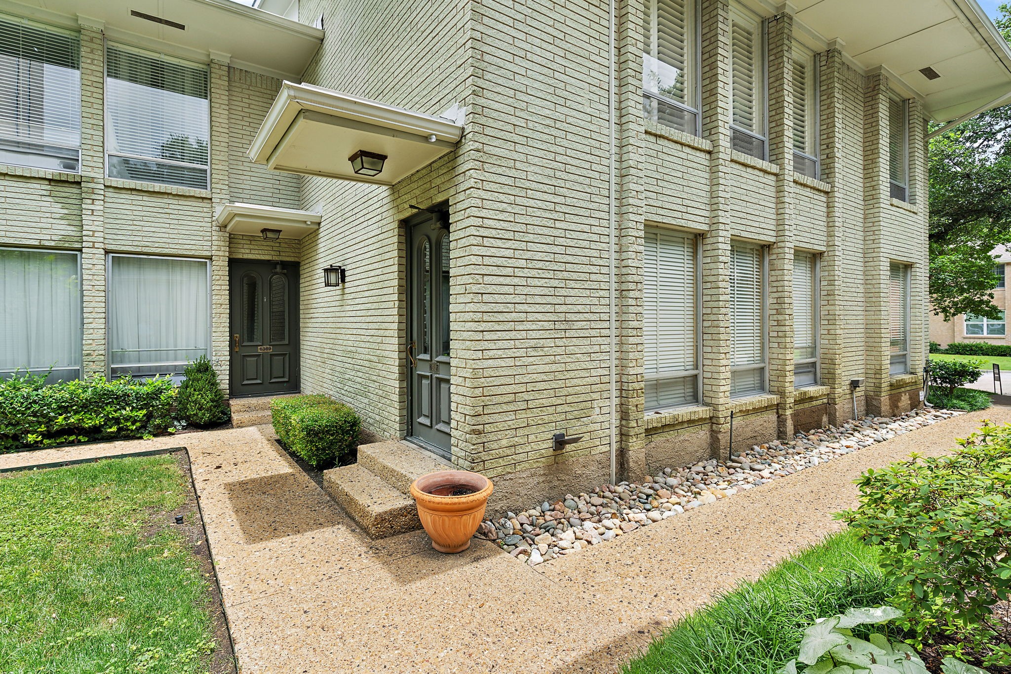 6367 Diamond Head Circle Dallas TX 75225