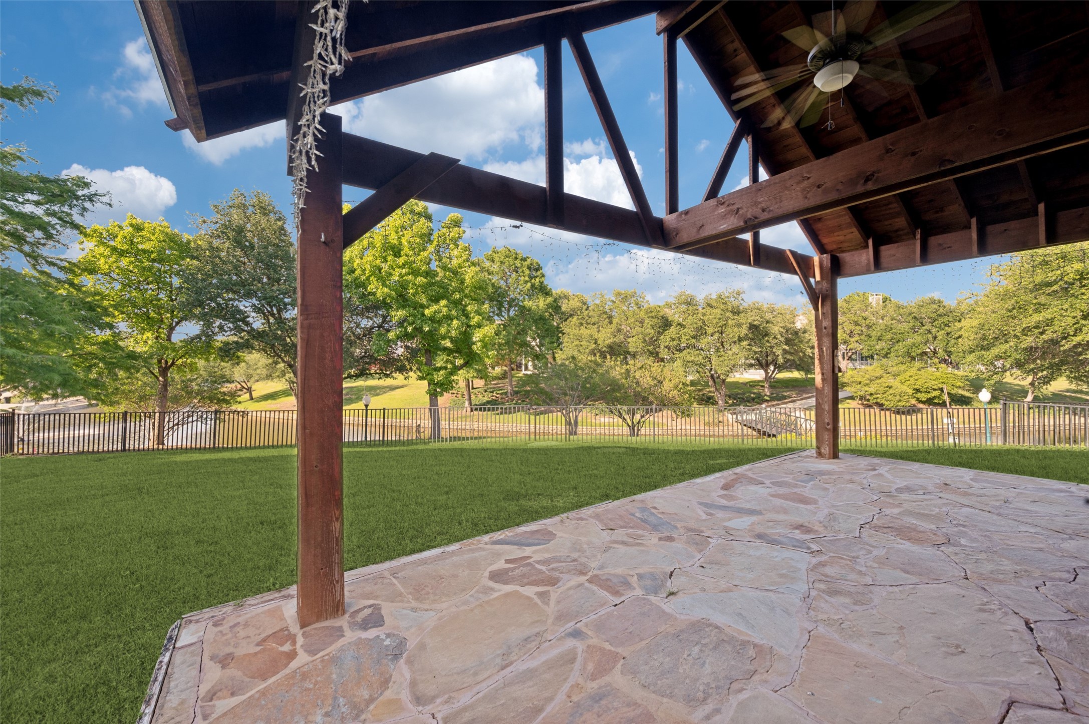 9426 Abbey Road Irving TX 75063