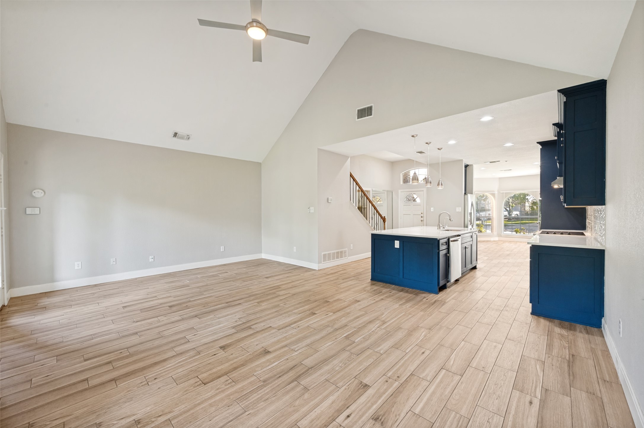 9426 Abbey Road Irving TX 75063