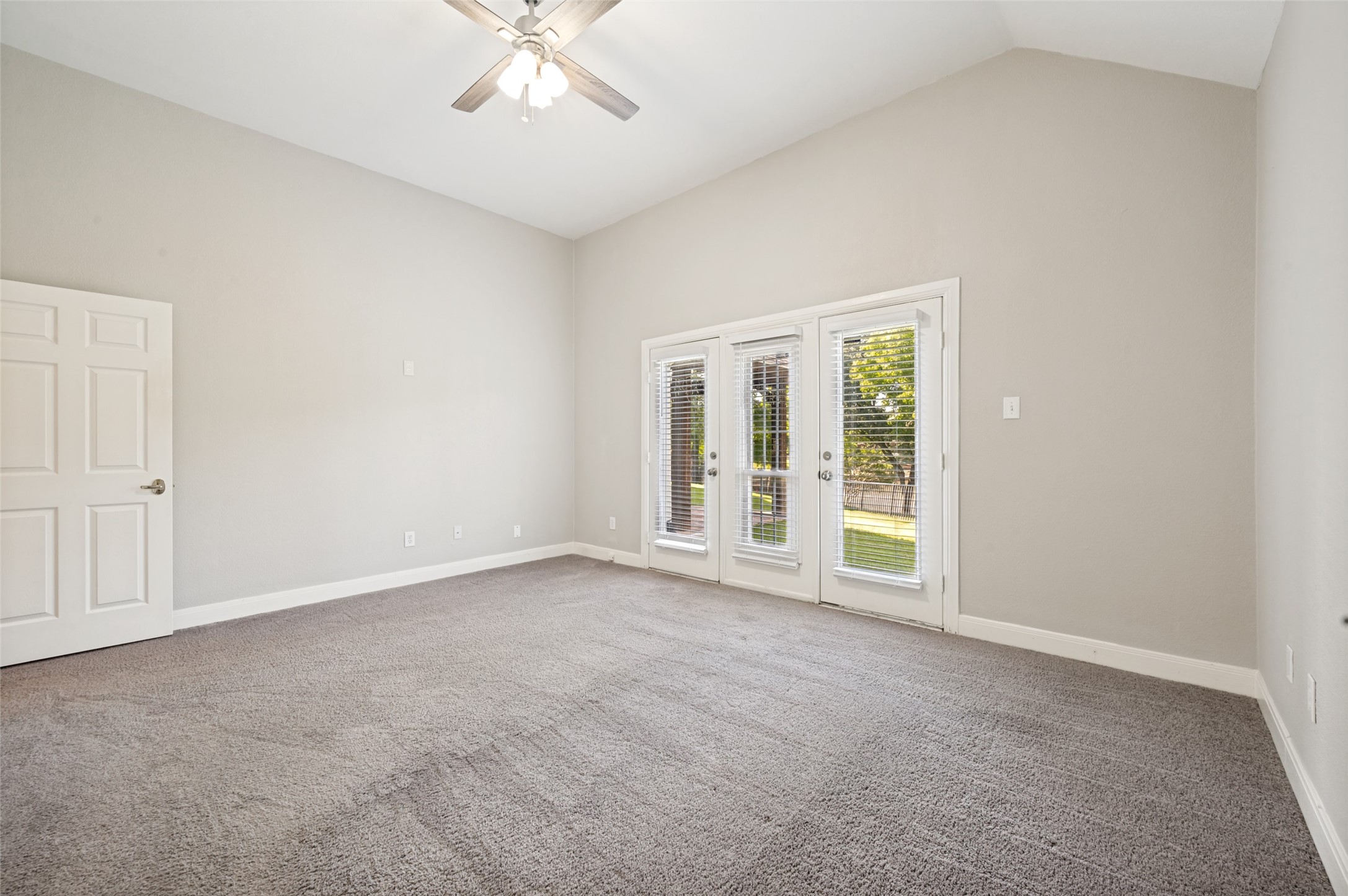 9426 Abbey Road Irving TX 75063