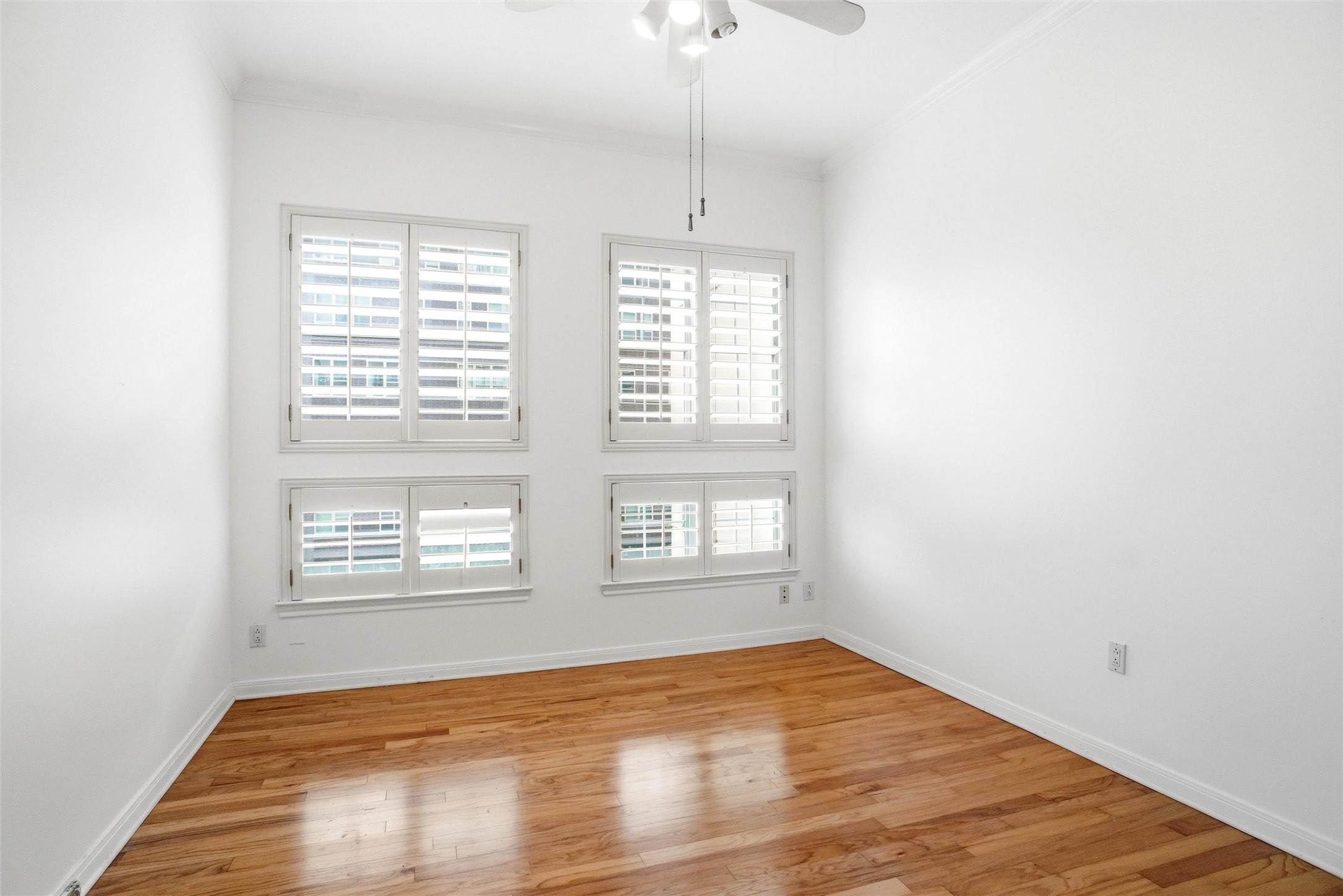 3225 Turtle Creek Boulevard Dallas TX 75219