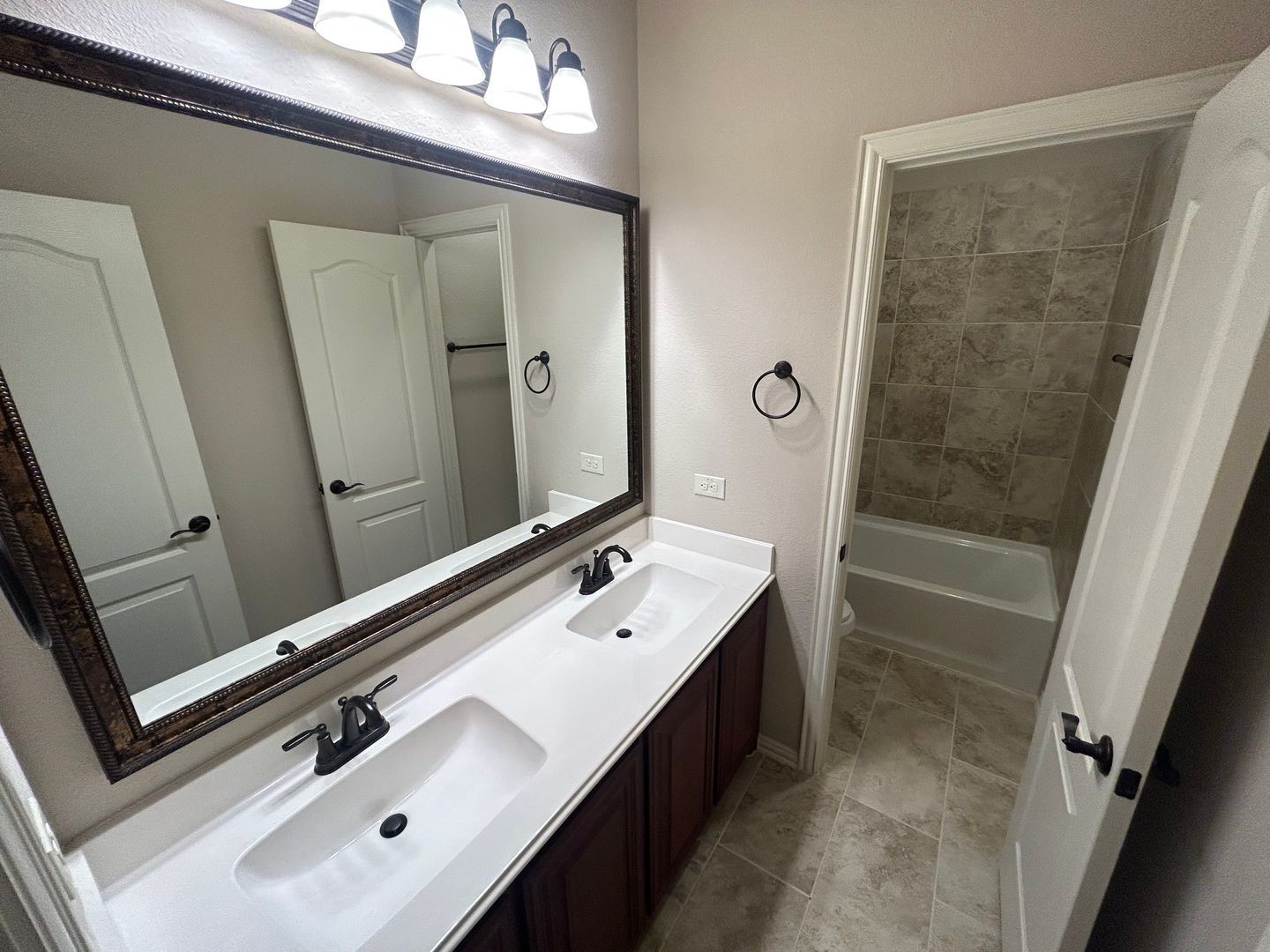 2003 Cheshire Way Forney TX 75126