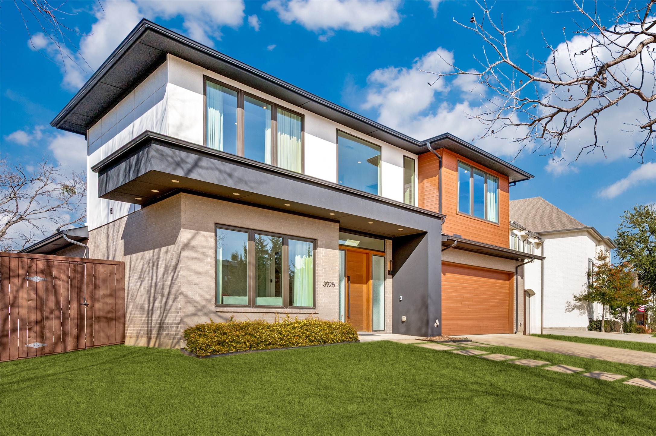 3925 Lively Lane Dallas TX 75220