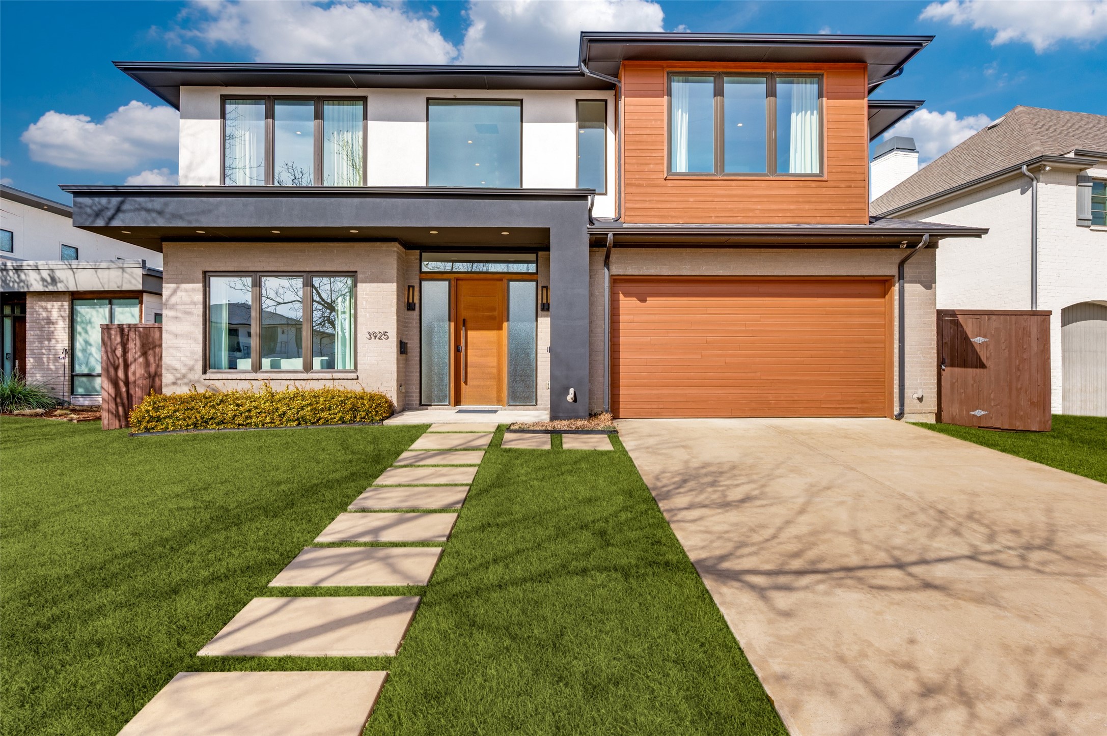 3925 Lively Lane Dallas TX 75220