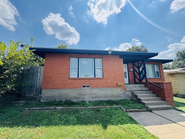 2732 W Jefferson Boulevard Dallas TX 75211