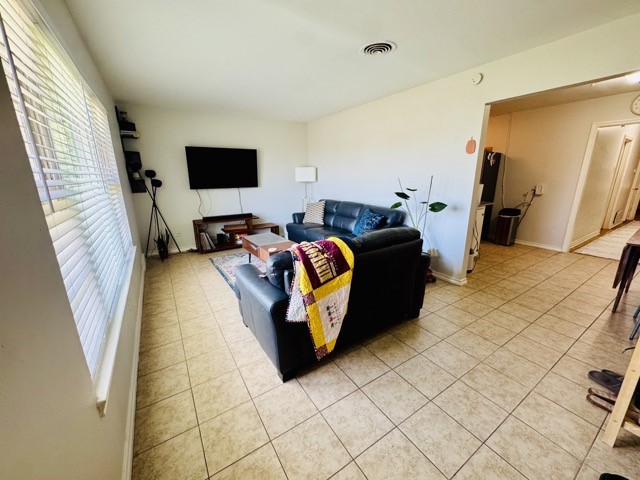 2732 W Jefferson Boulevard Dallas TX 75211