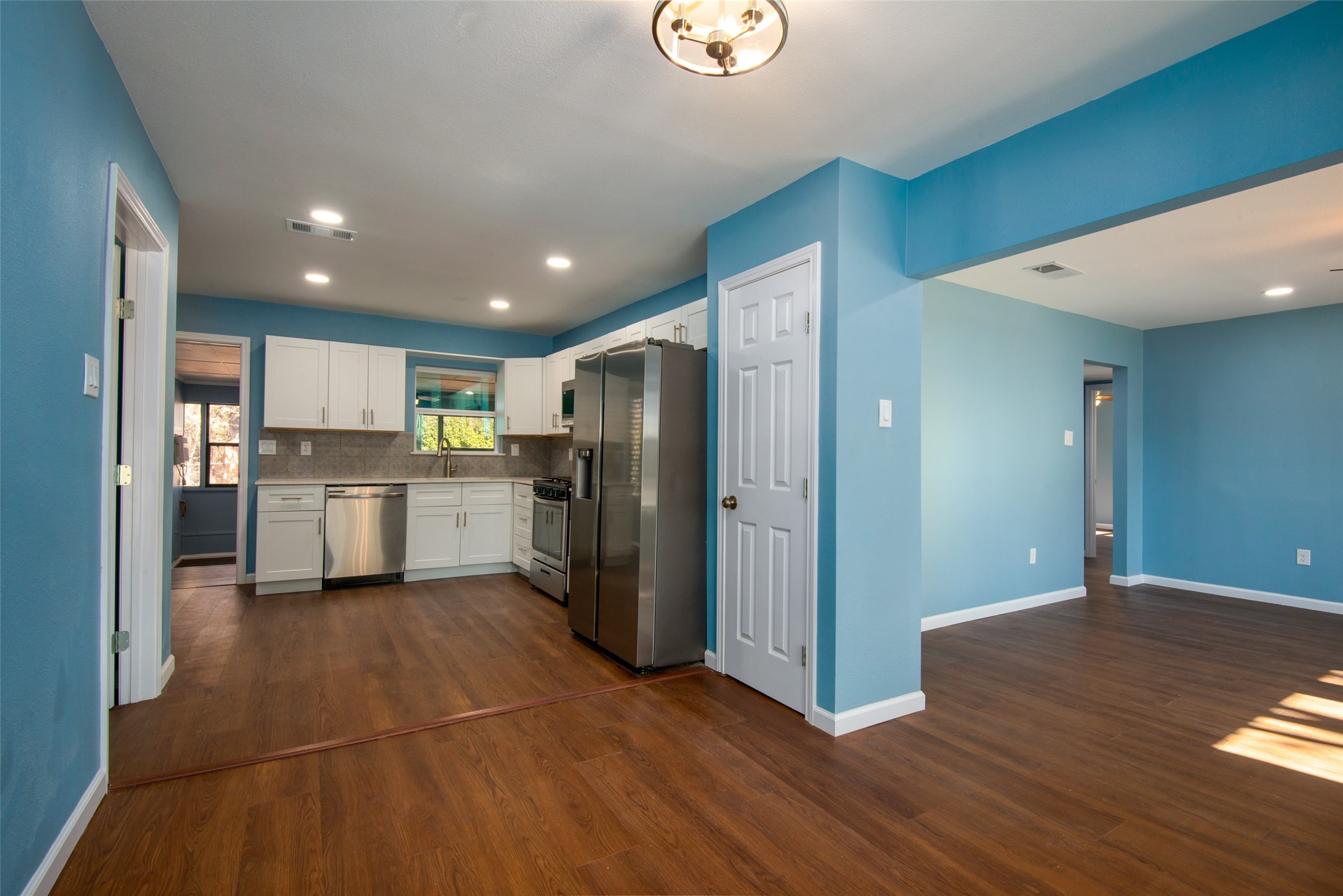 1701 Merrywood Way Gainesville TX 76240
