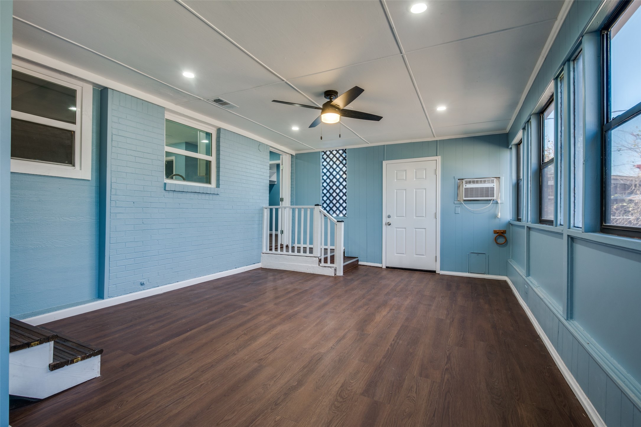 1701 Merrywood Way Gainesville TX 76240