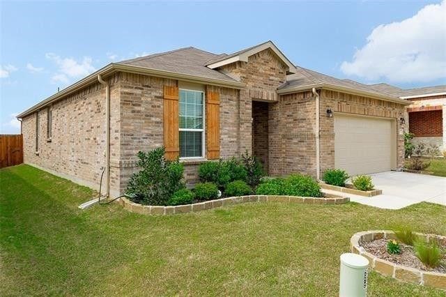 317 Mariscal Place Fort Worth TX 76131