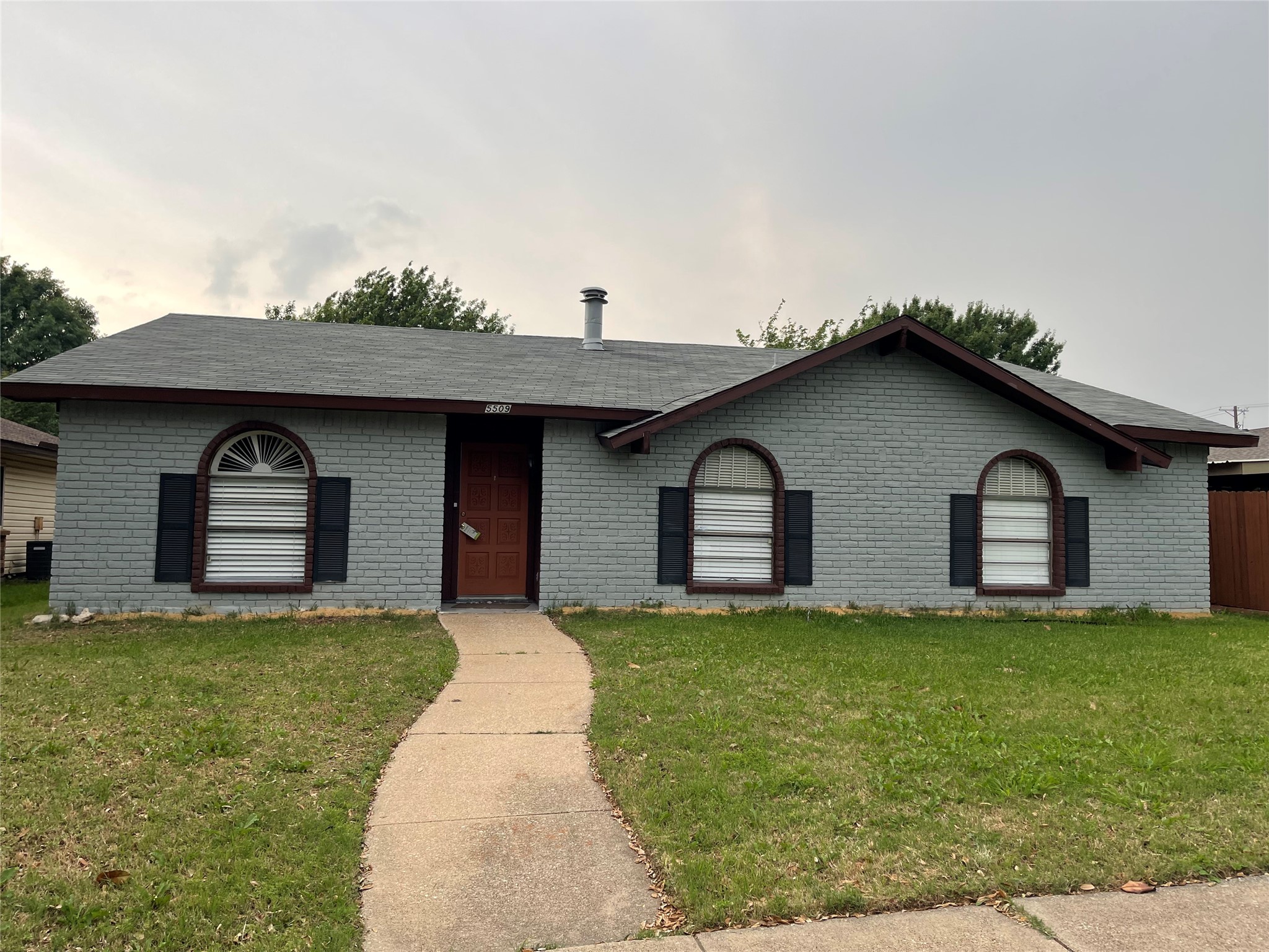 5509 Kerry Lane Garland TX 75043