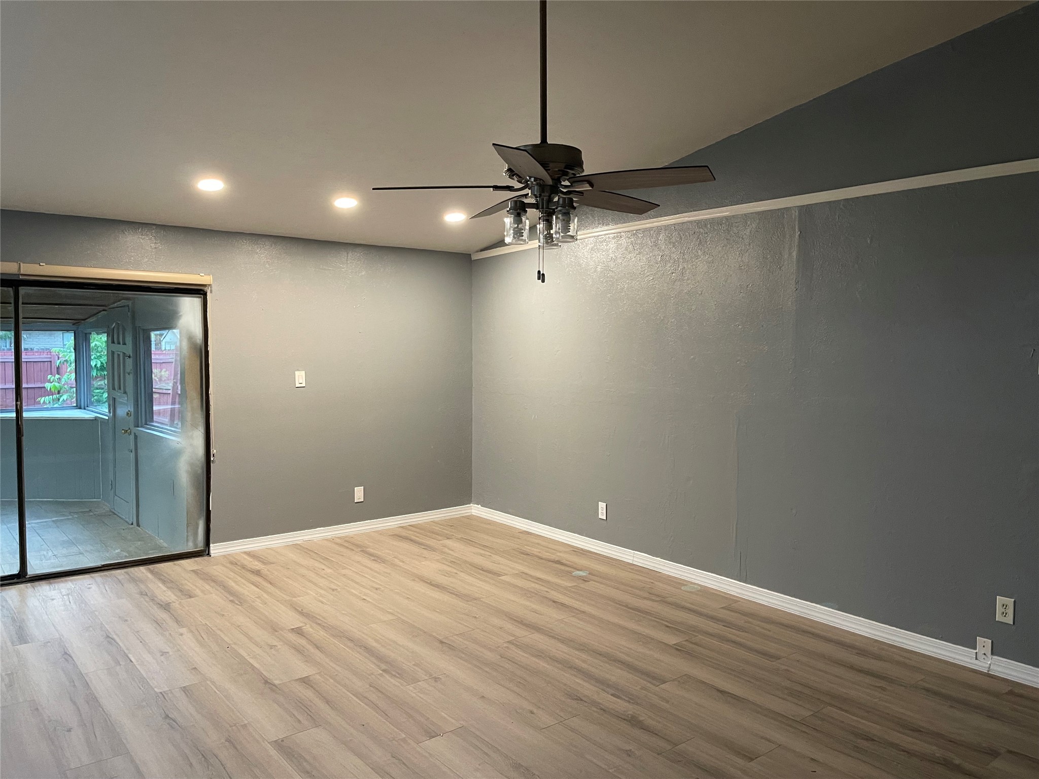 5509 Kerry Lane Garland TX 75043