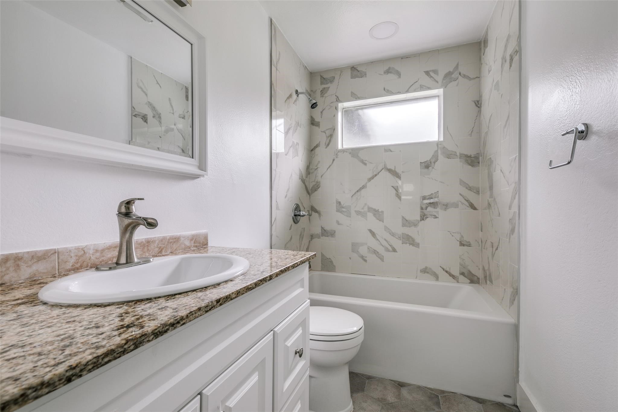 4524 Harvey Mesquite TX 75150