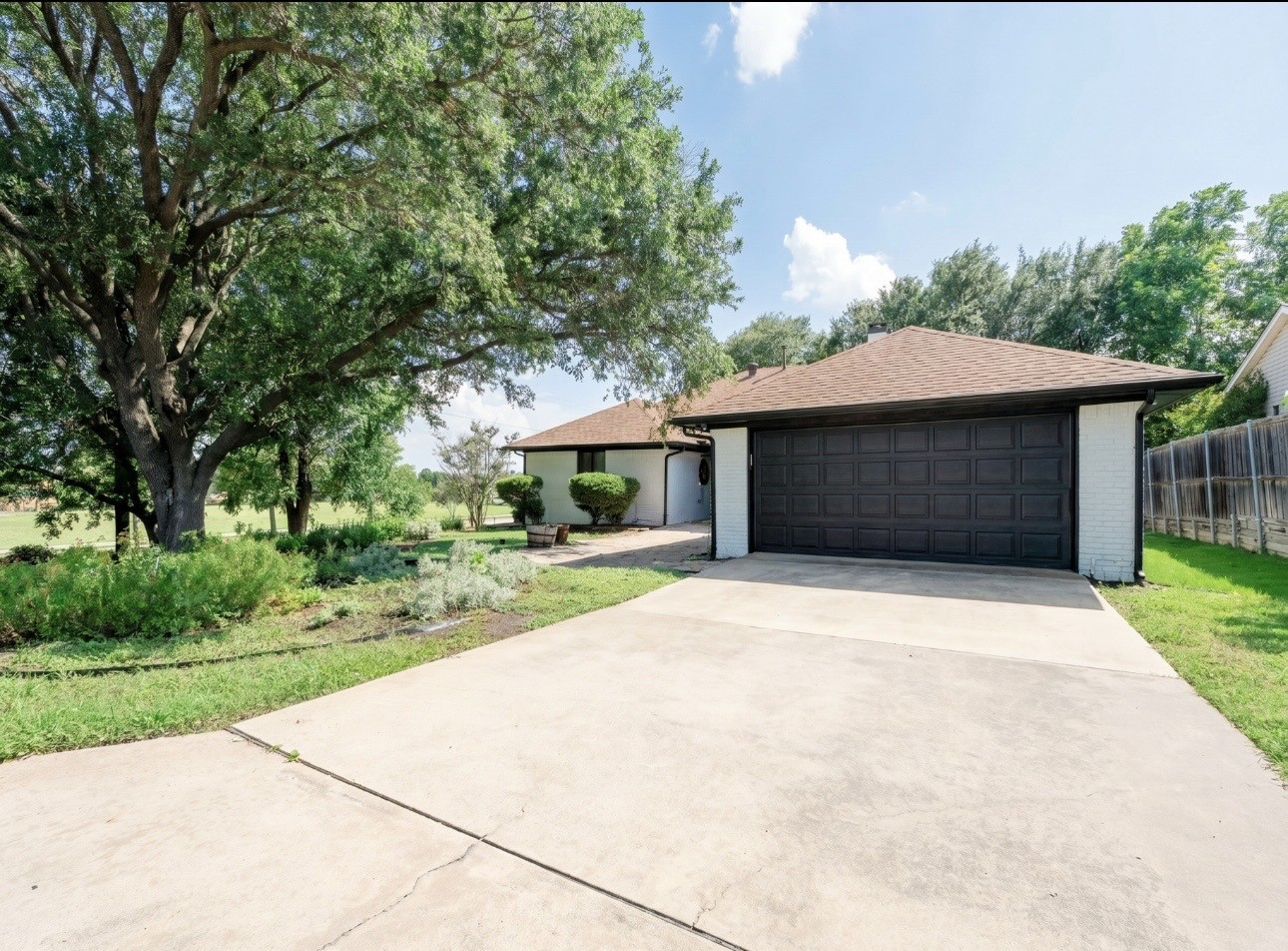 2109 Marin Carrollton TX 75006