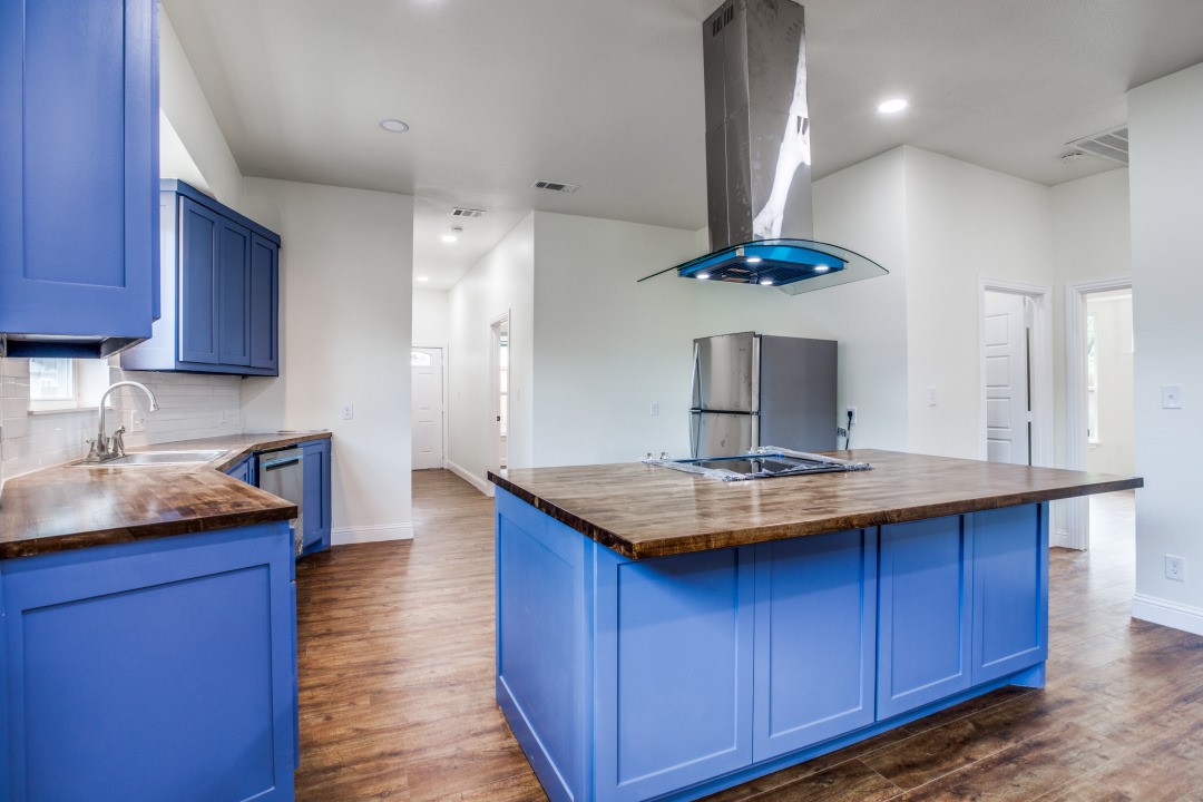 3423 S Harwood Street Dallas TX 75215