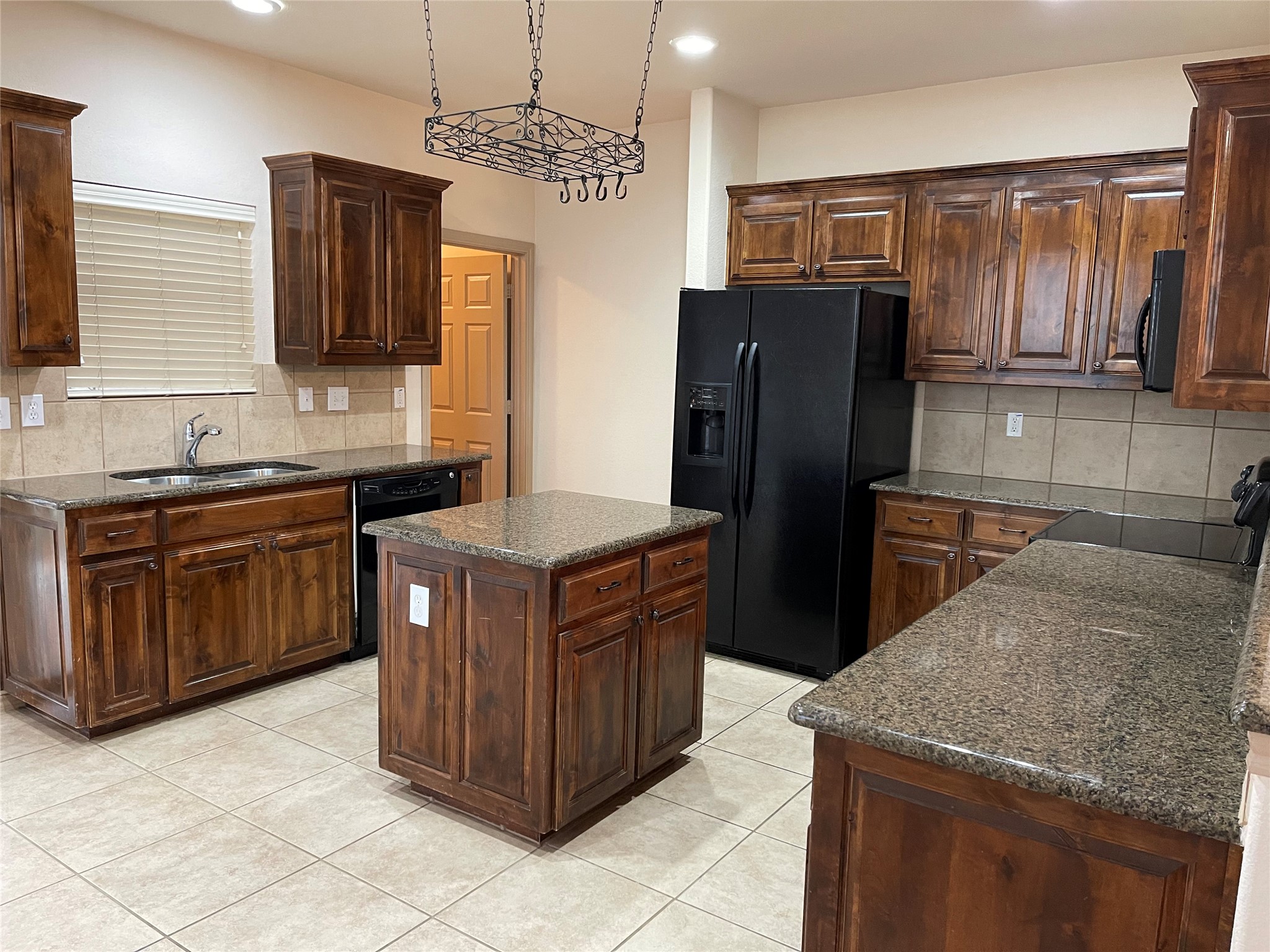 532 Baverton Lane Fort Worth TX 76052