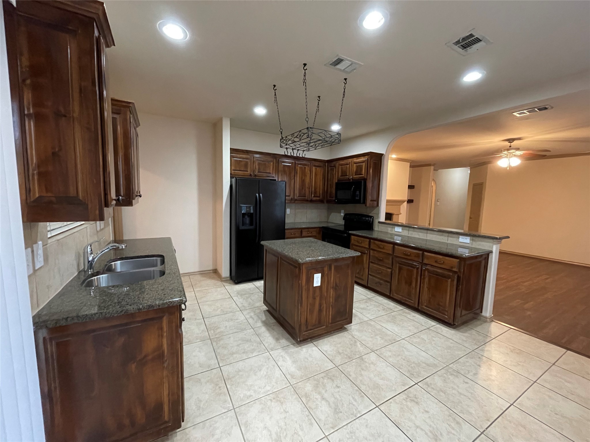 532 Baverton Lane Fort Worth TX 76052
