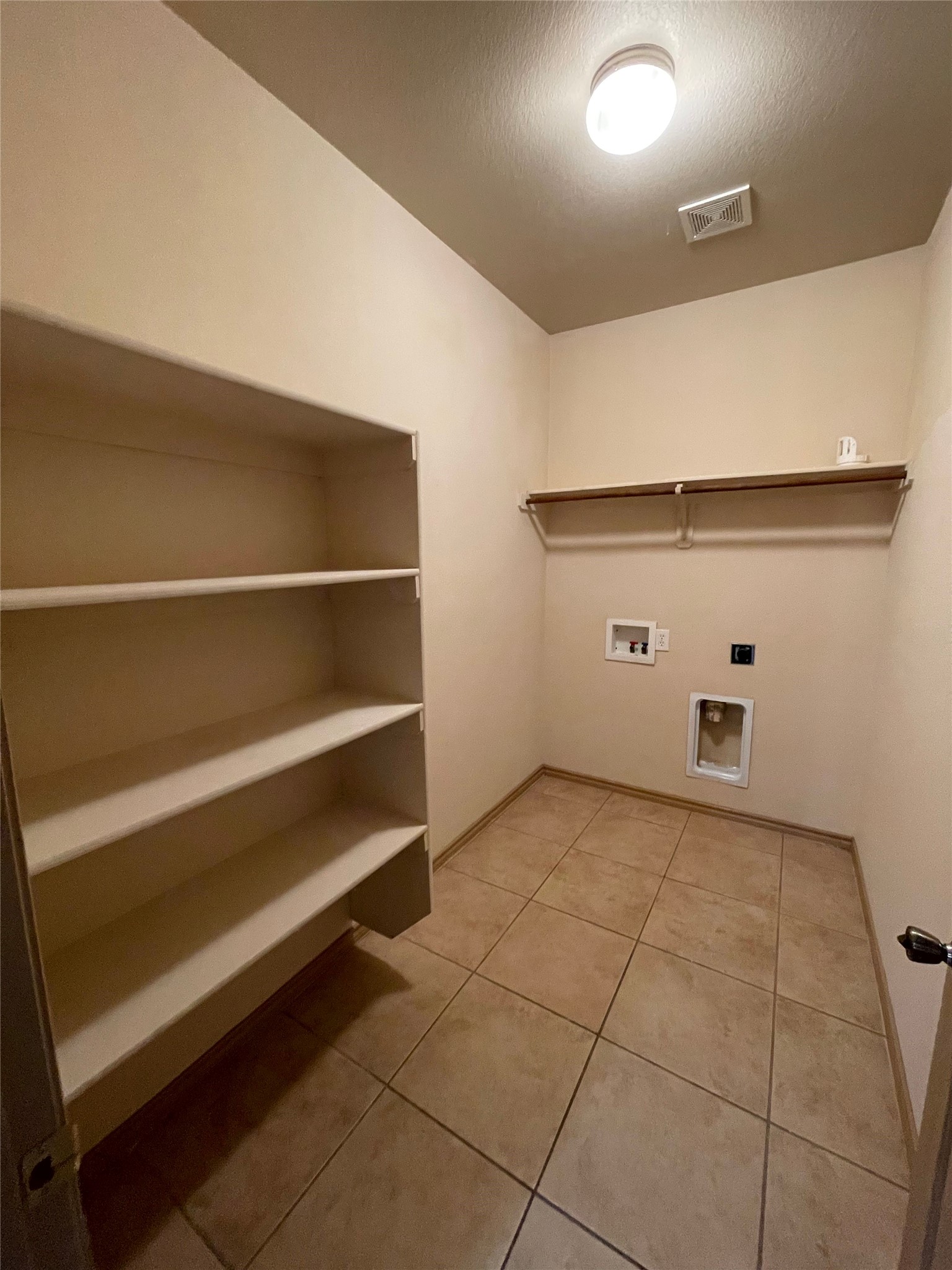 532 Baverton Lane Fort Worth TX 76052