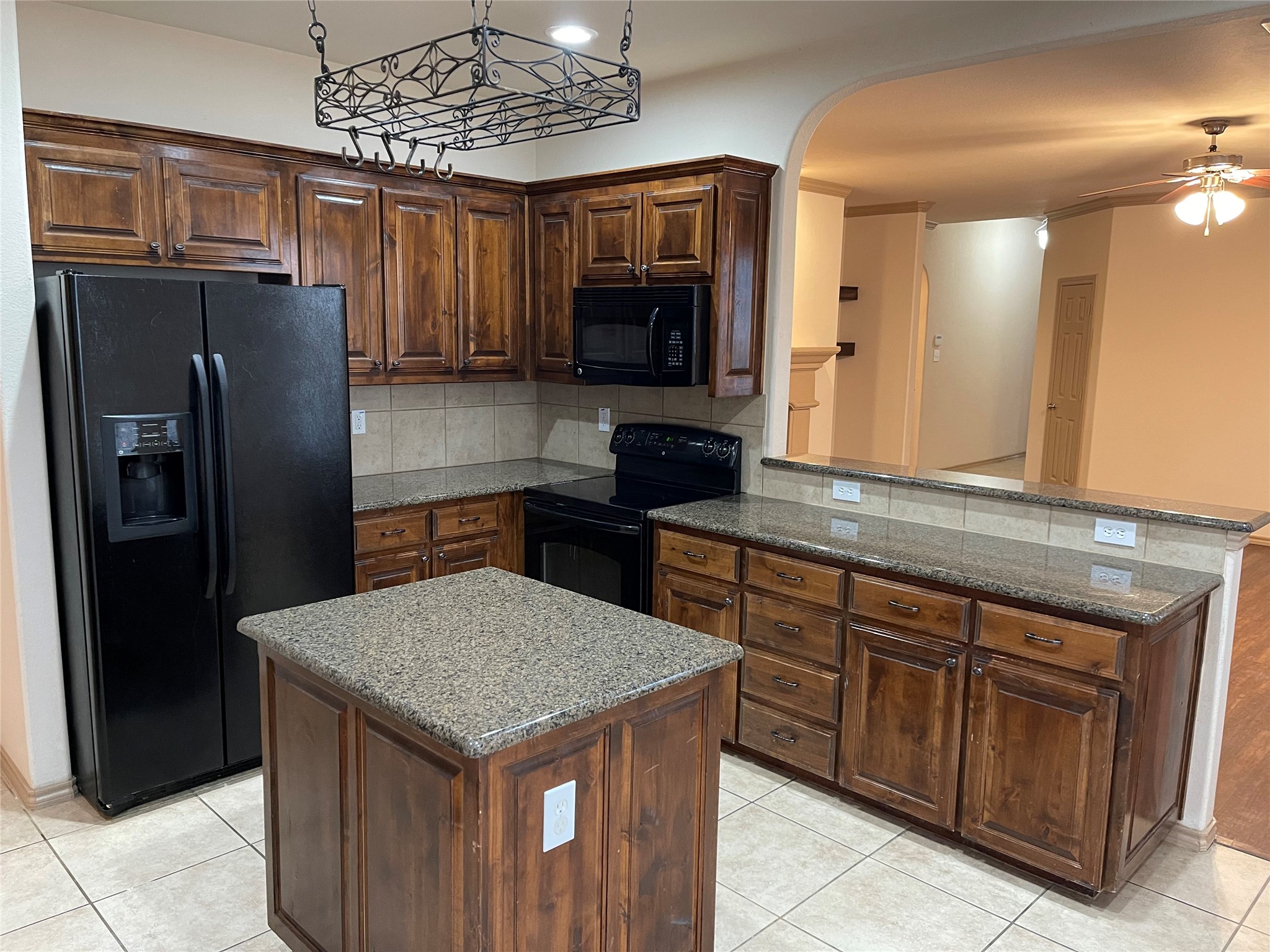 532 Baverton Lane Fort Worth TX 76052