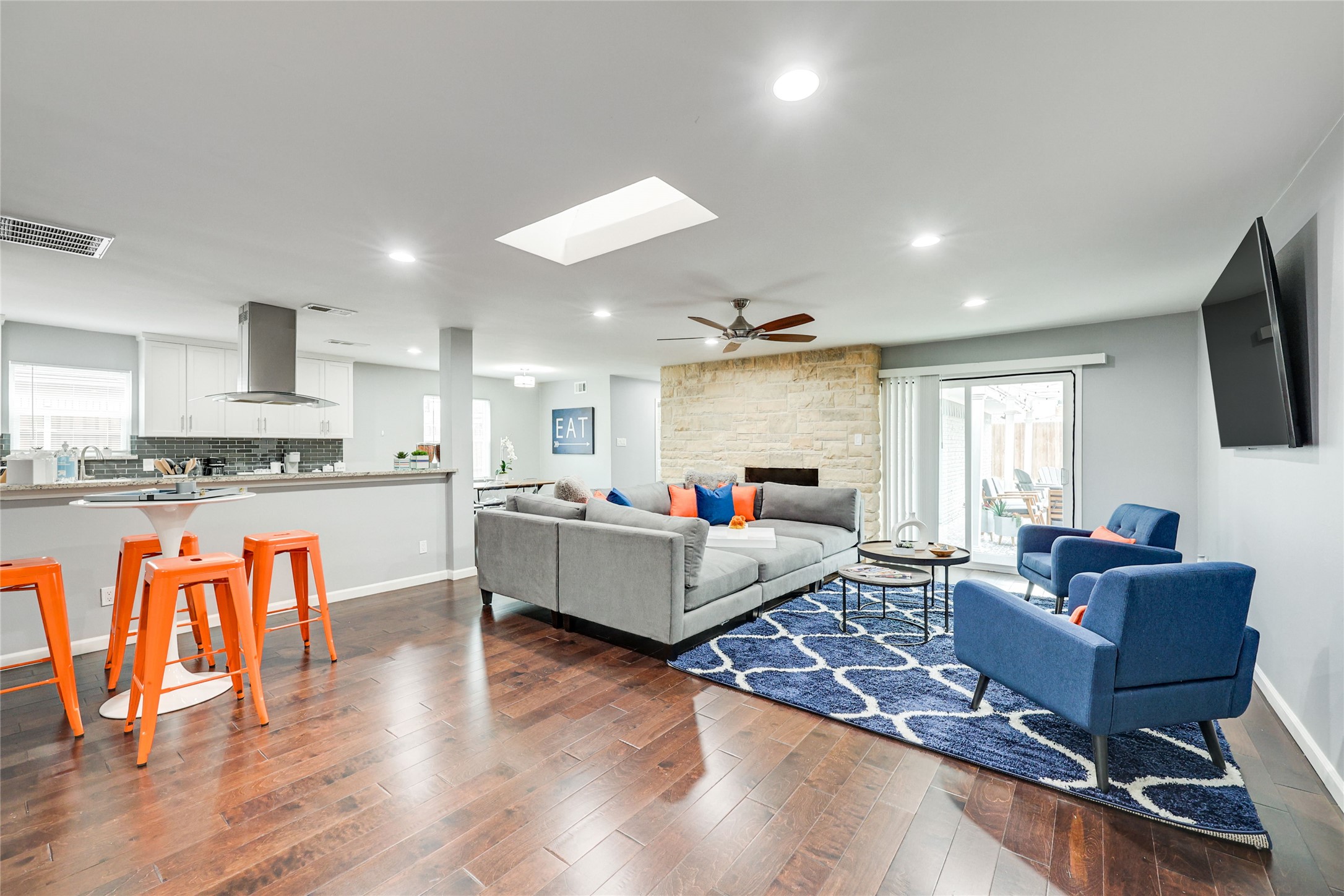 10040 Spokane Circle Dallas TX 75229