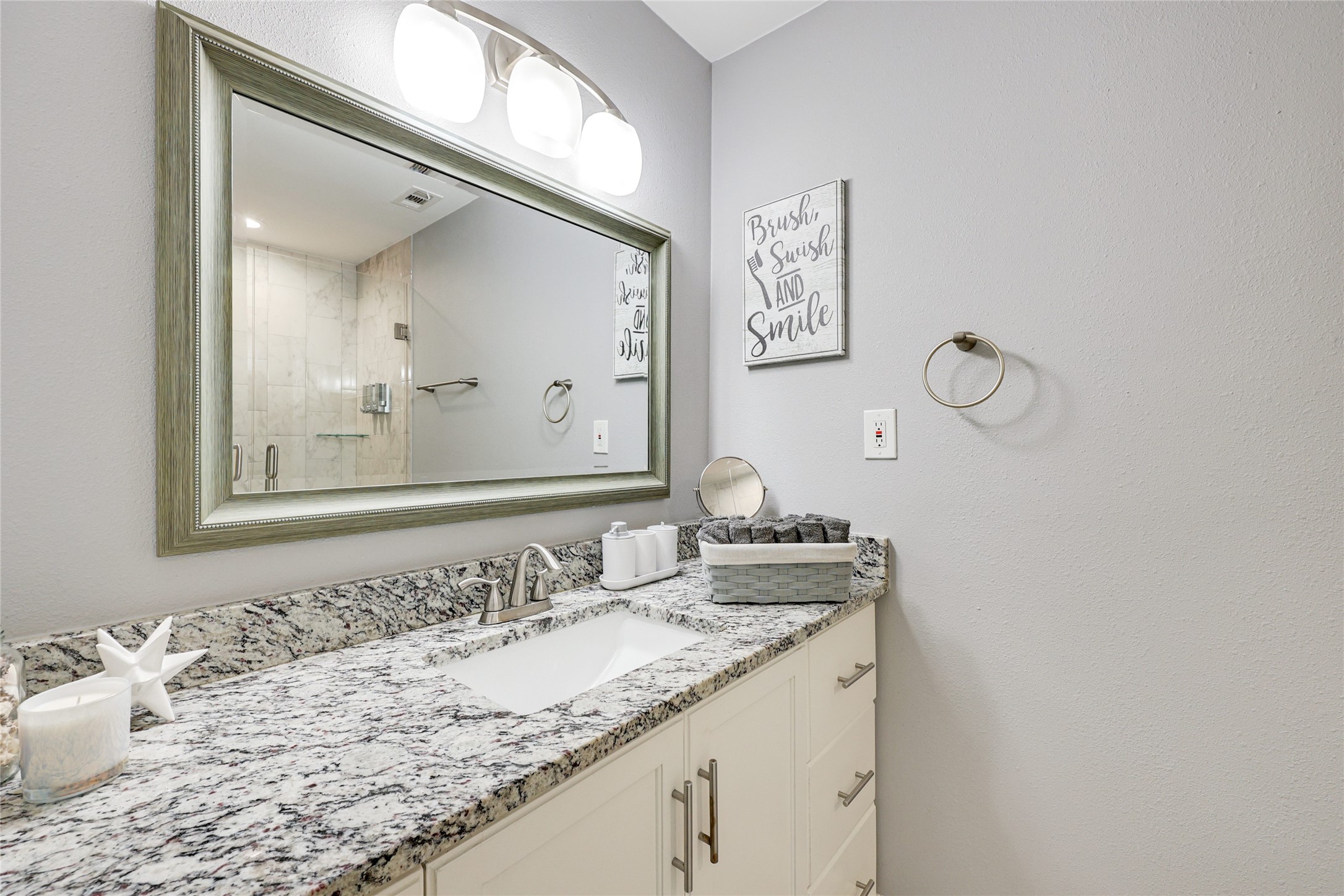 10040 Spokane Circle Dallas TX 75229
