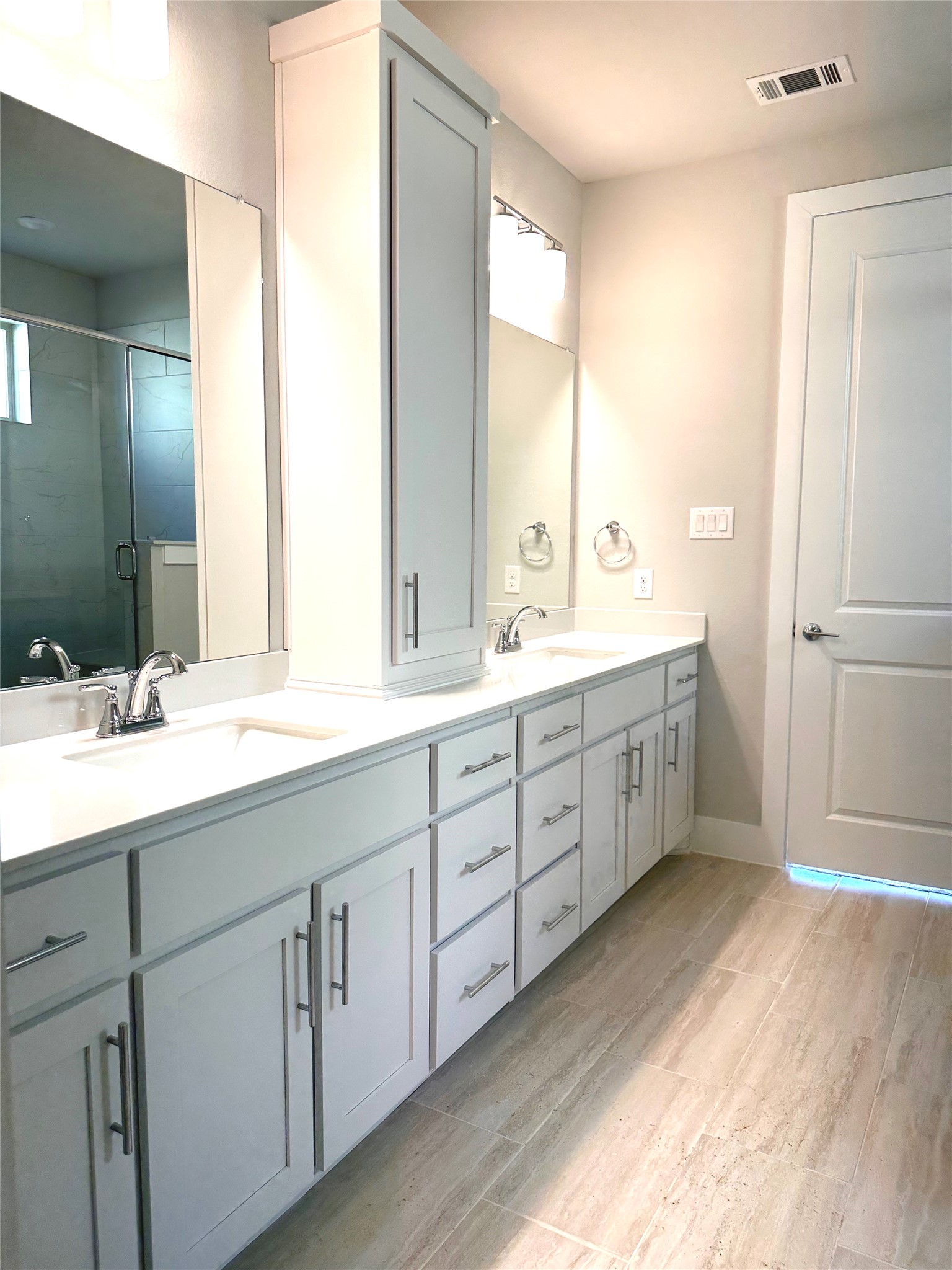 8121 Bromley Drive Dallas TX 75231