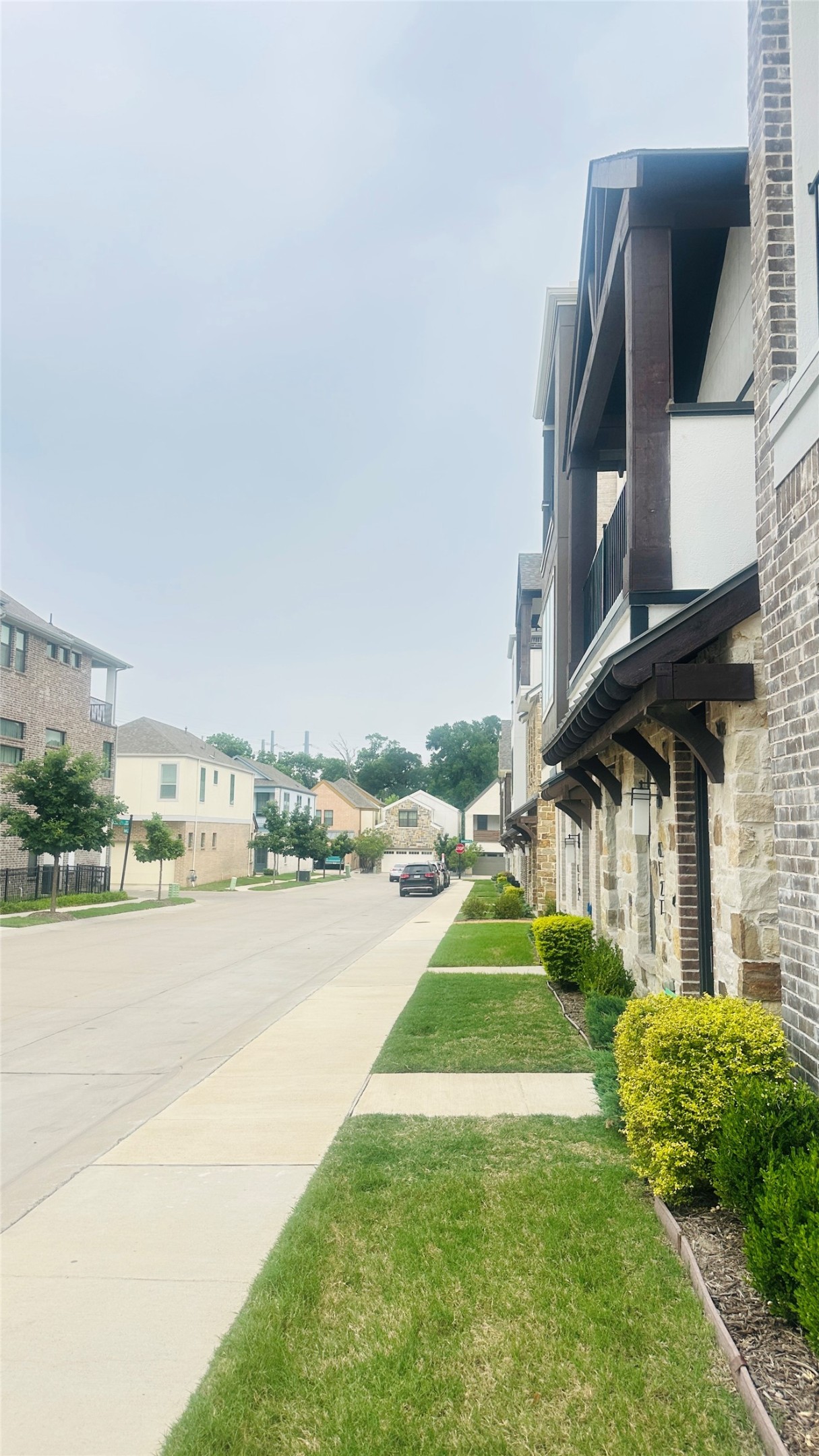 8121 Bromley Drive Dallas TX 75231