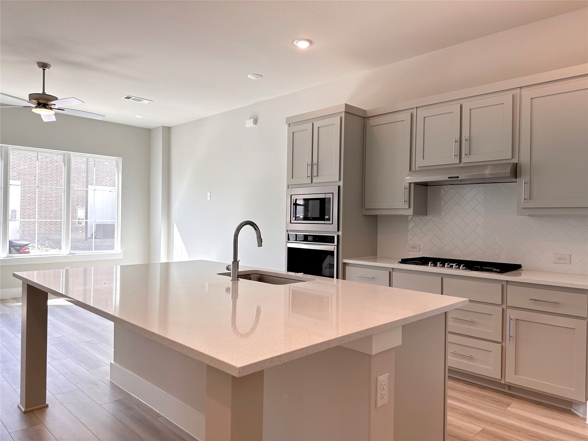 8121 Bromley Drive Dallas TX 75231