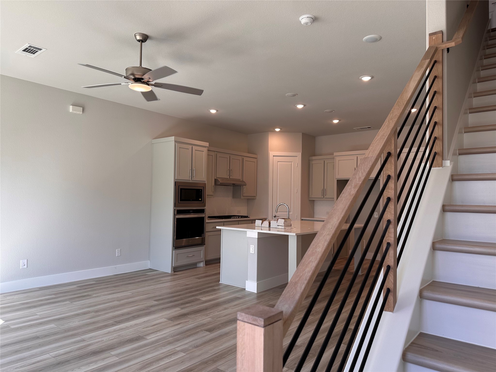 8121 Bromley Drive Dallas TX 75231
