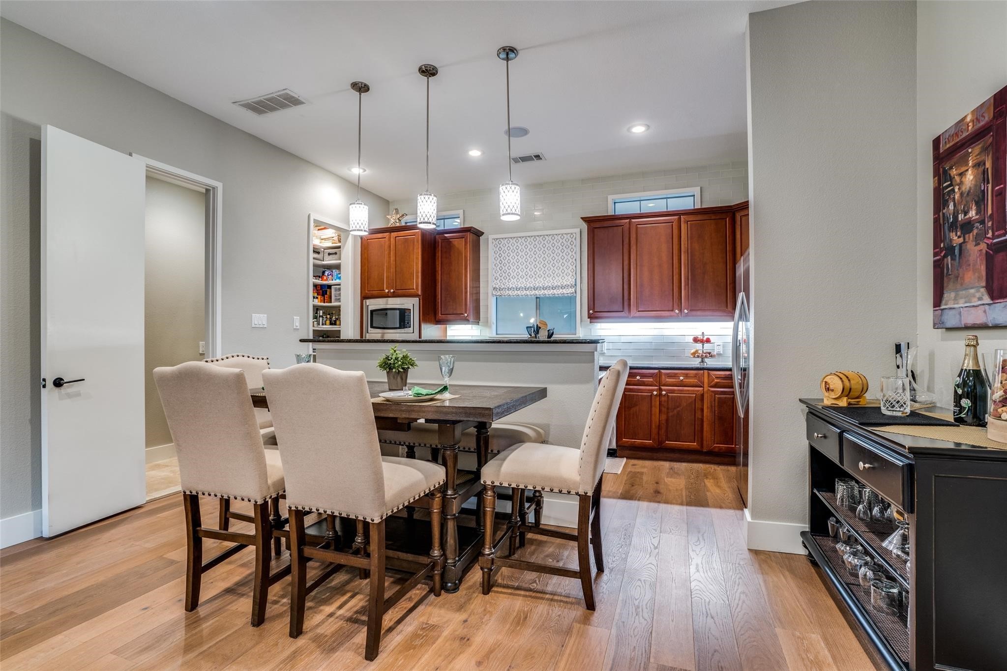 2335 Clark Street Dallas TX 75204