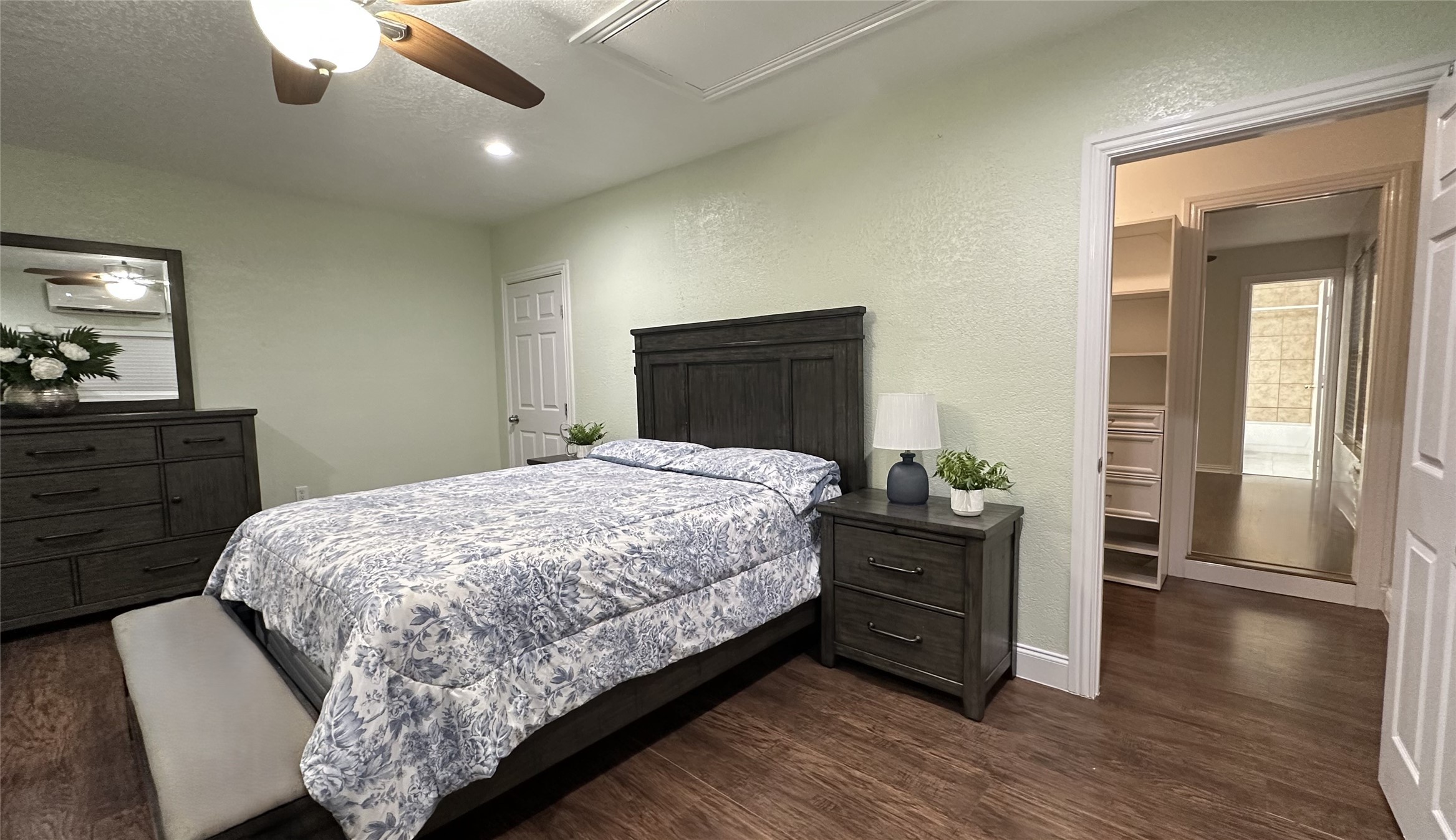 13731 Biggs Street Dallas TX 75253