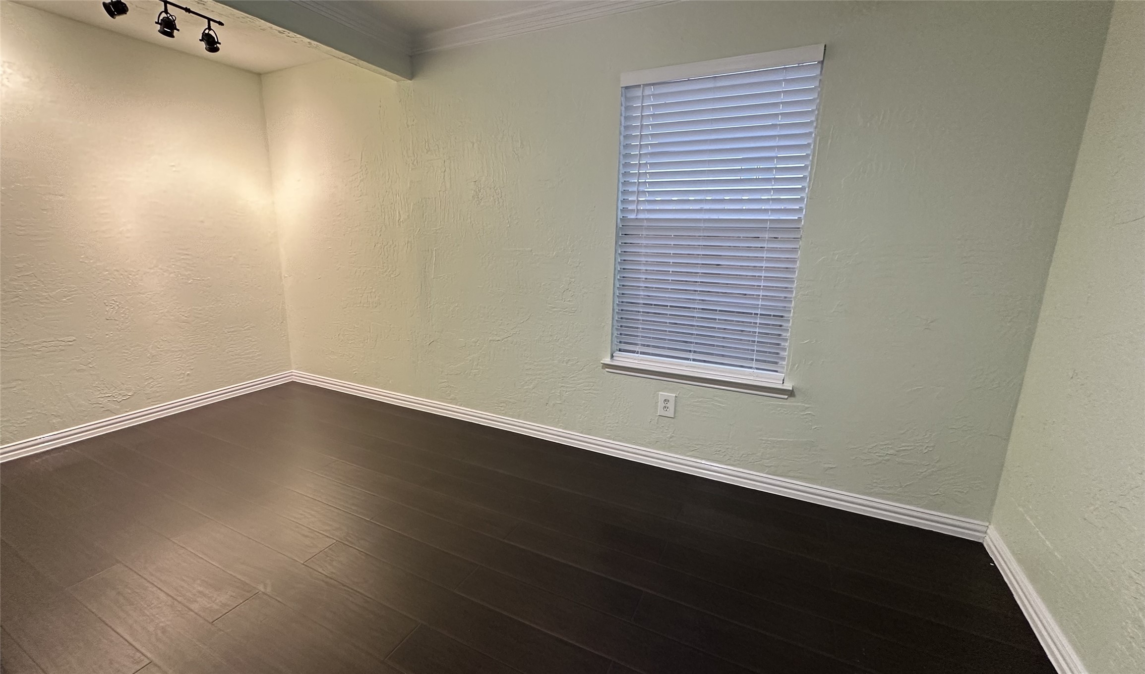 13731 Biggs Street Dallas TX 75253