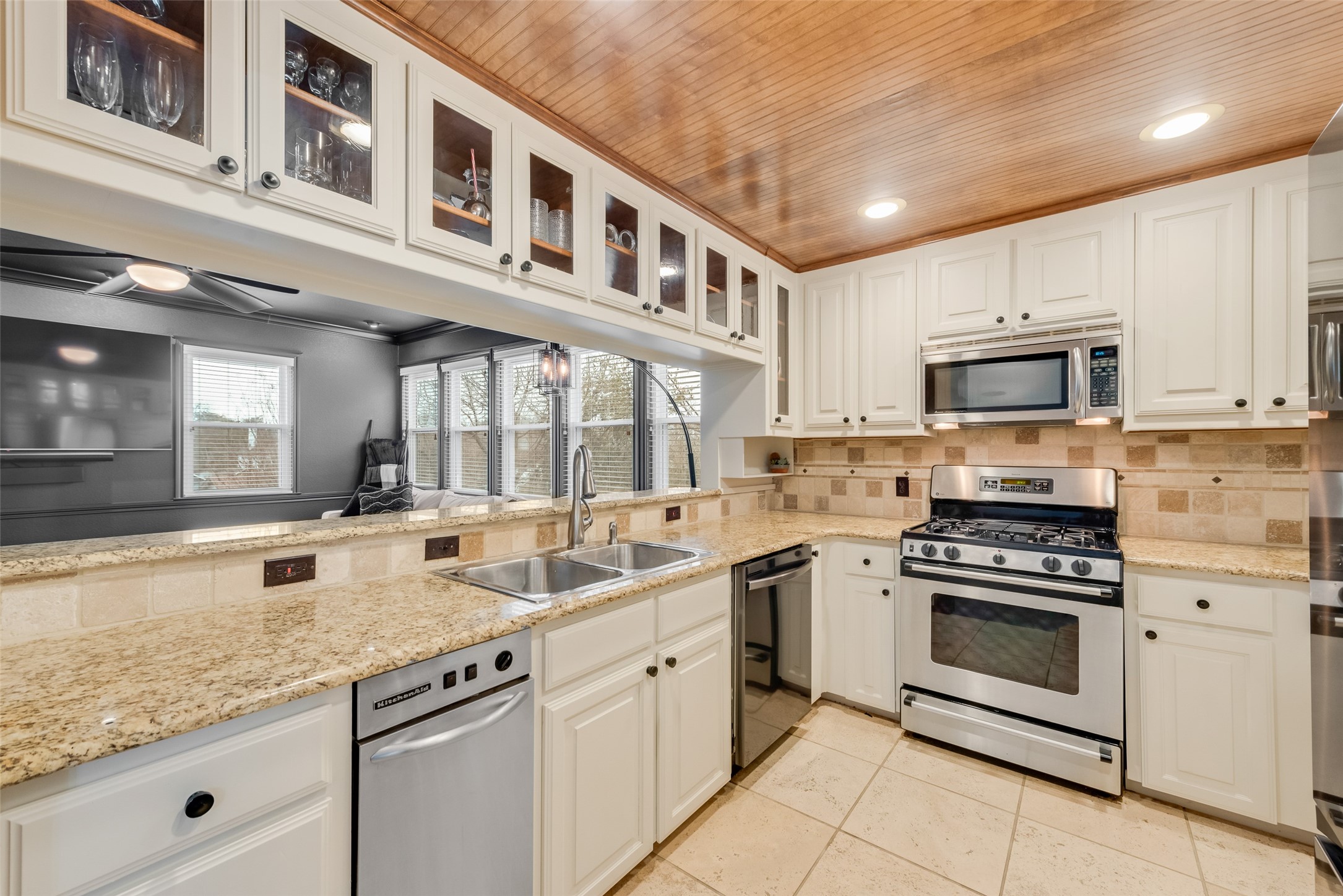 3411 W 6th Street Fort Worth TX 76107