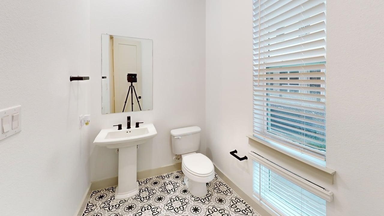 2635 Carmelita Street Dallas TX 75212