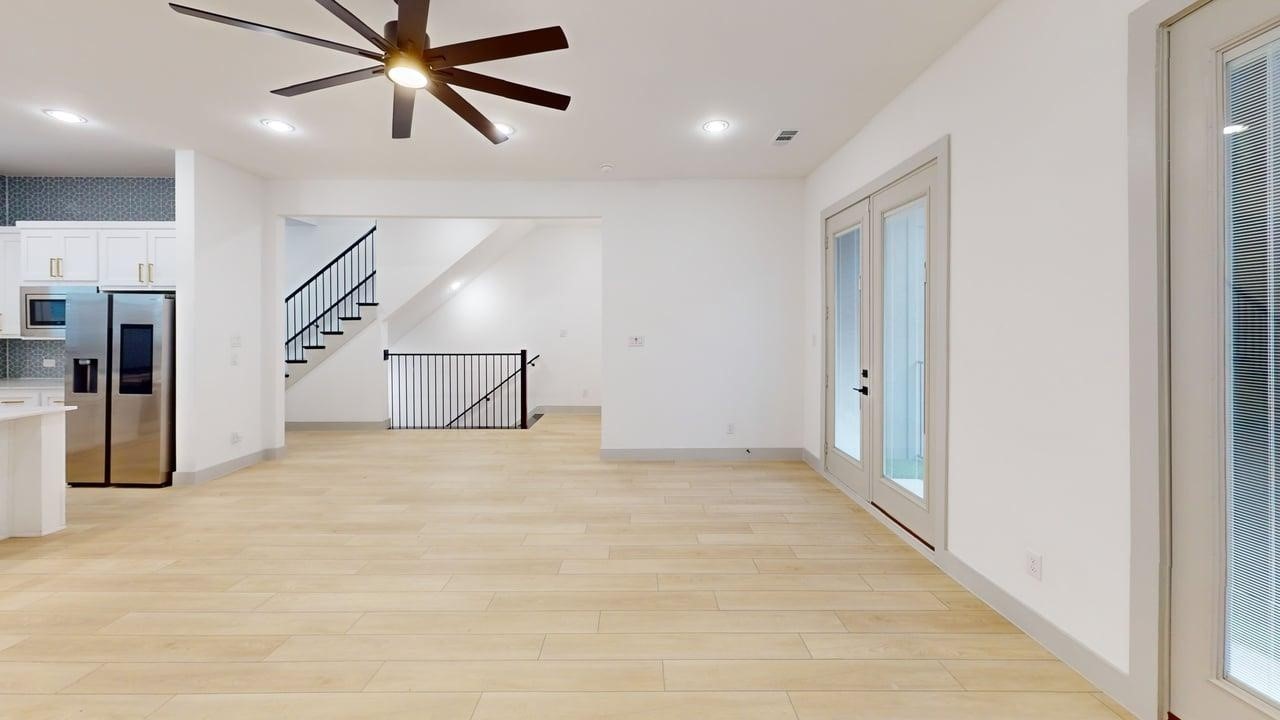 2635 Carmelita Street Dallas TX 75212