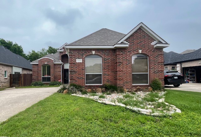 408 Hideaway Court Euless TX 76039