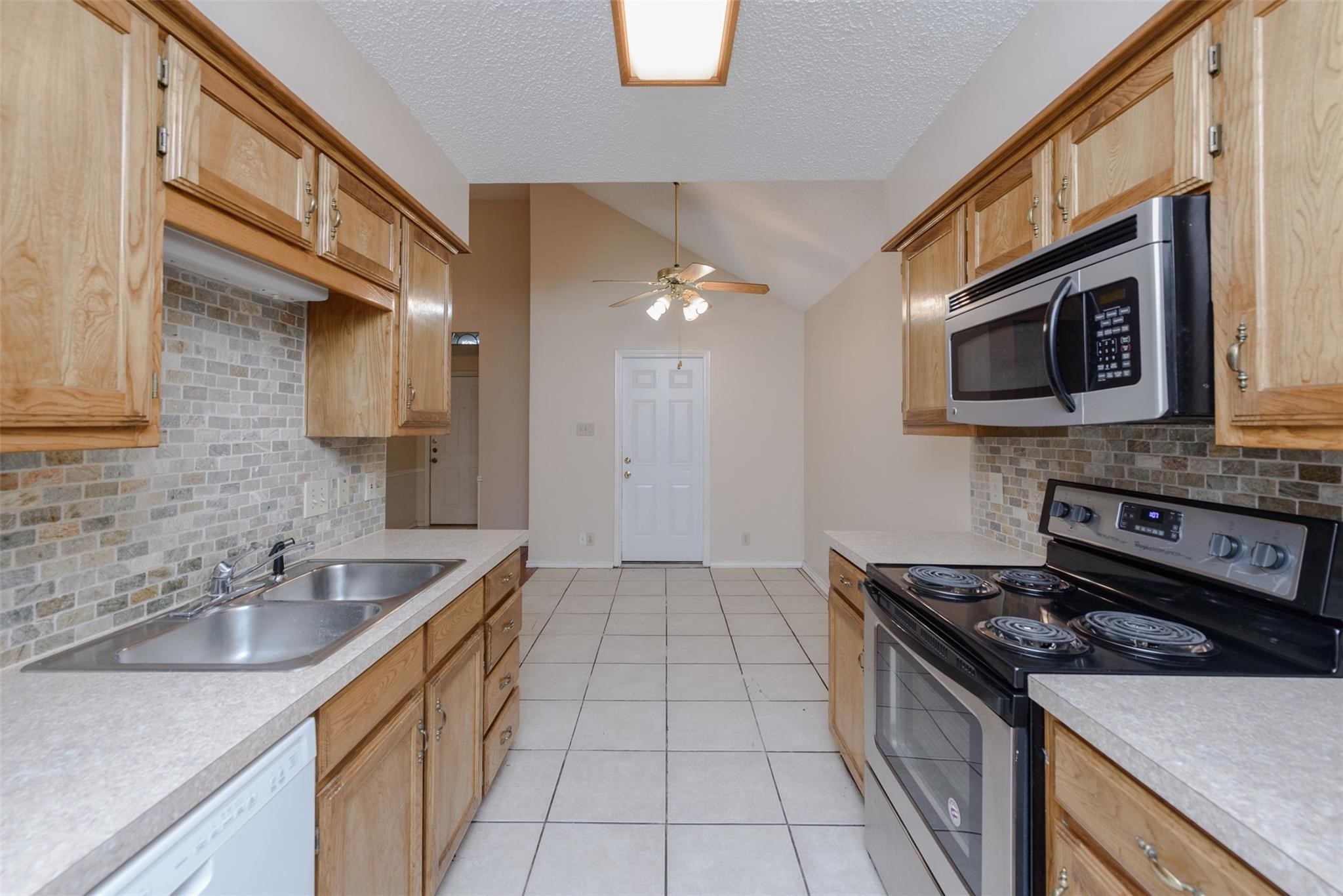 1902 Lee Drive Denton TX 76209