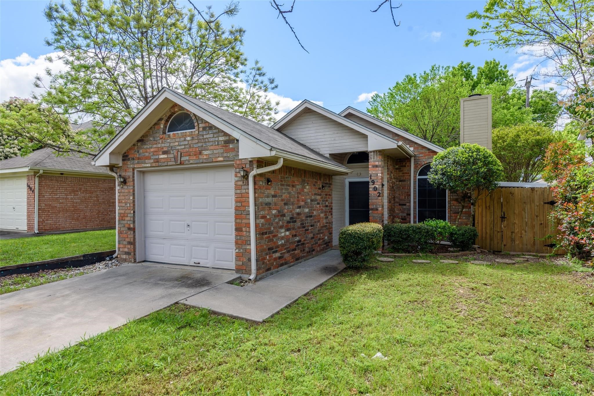 1902 Lee Drive Denton TX 76209