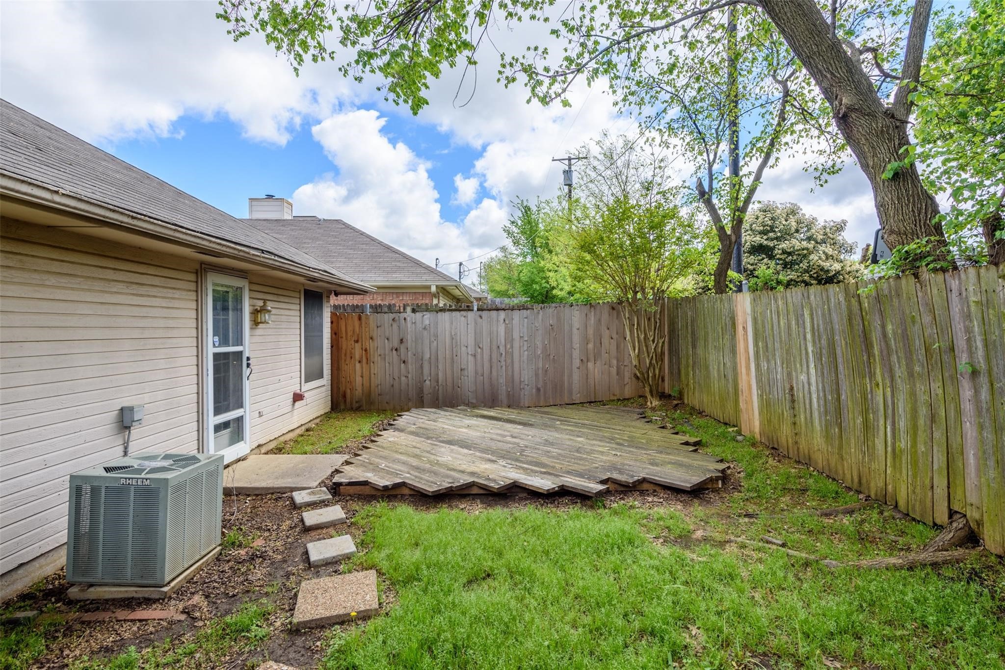 1902 Lee Drive Denton TX 76209