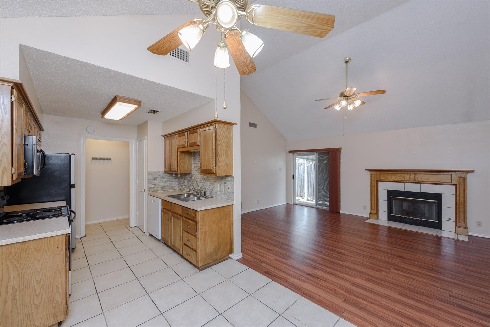 1902 Lee Drive Denton TX 76209