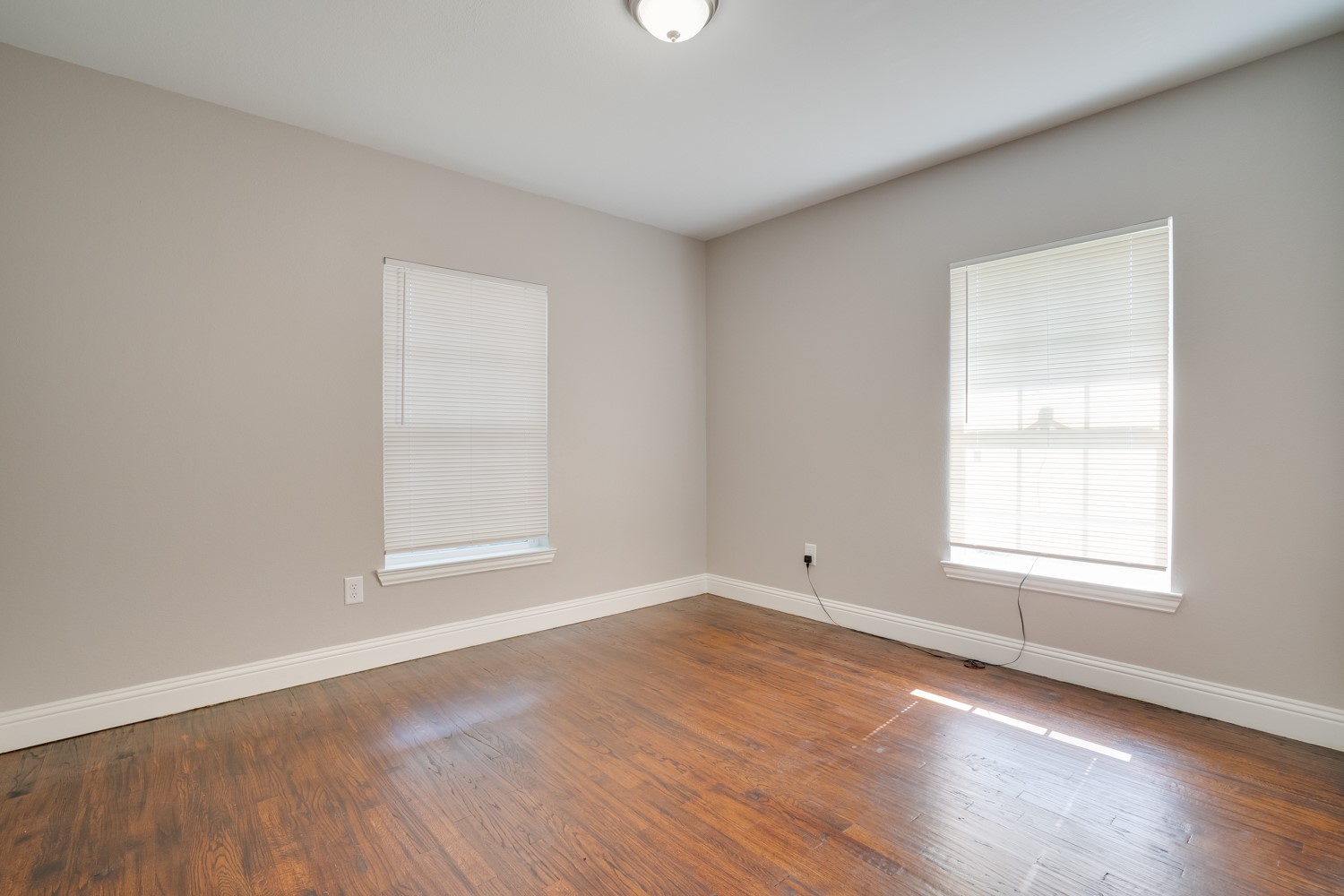 3402 Lawnview Avenue Dallas TX 75227